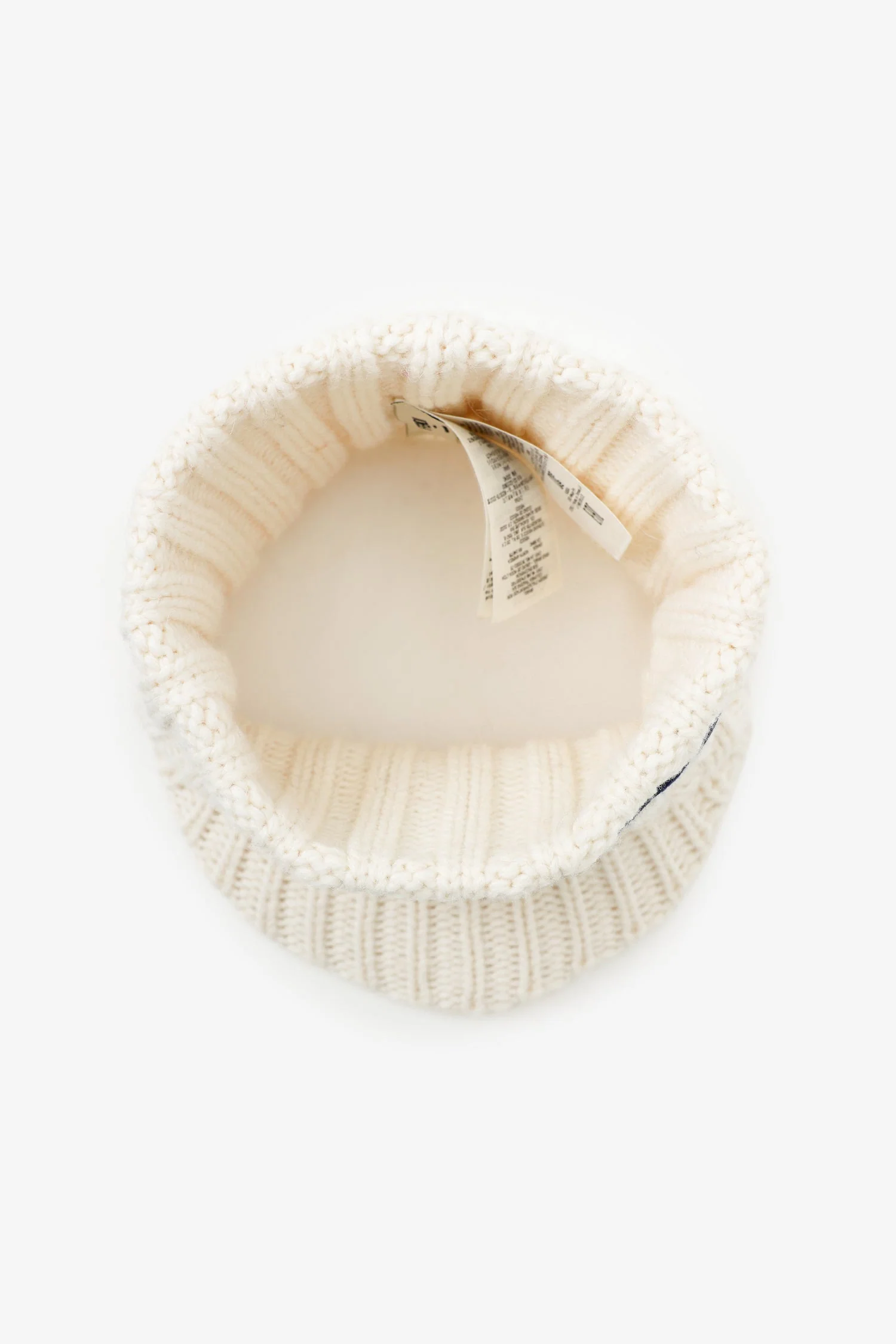 Fendi White Knit Hat - Image 3
