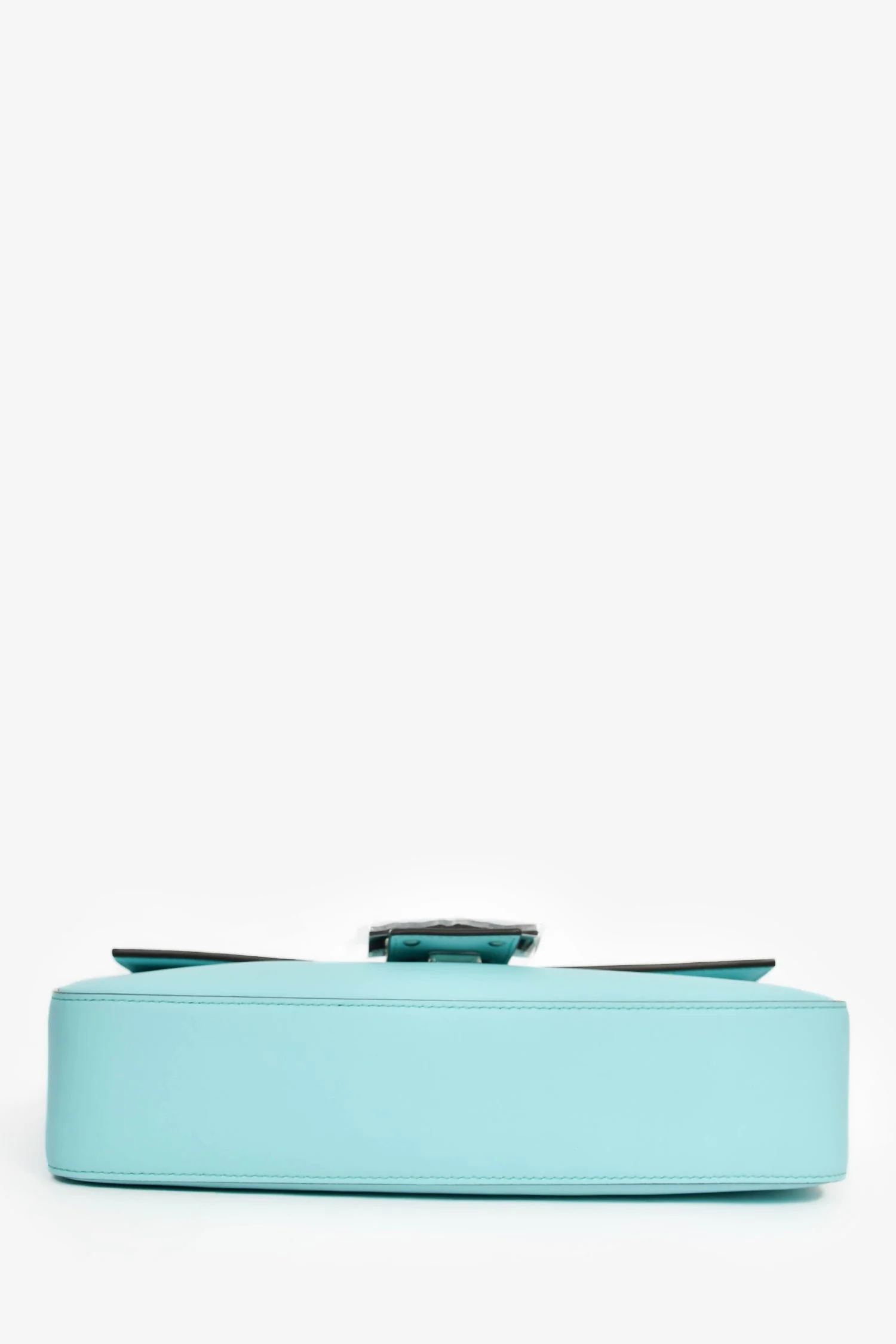 Fendi x Tiffany & Co. Limited Edition 2022 'Tiffany Blue' Leather Baguette Shoulder Bag with Strap - Image 5
