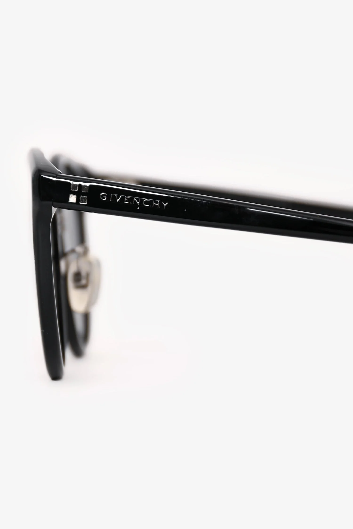 Givenchy Black Arcylic Round Framed Sunglasses - Image 4