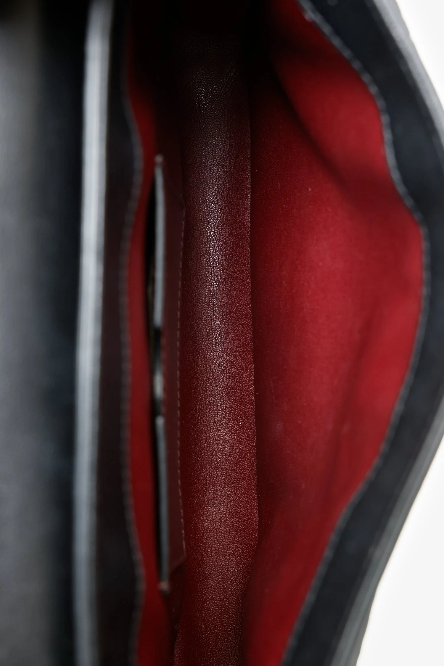 Givenchy Black Croc Embossed Crossbody - Image 7