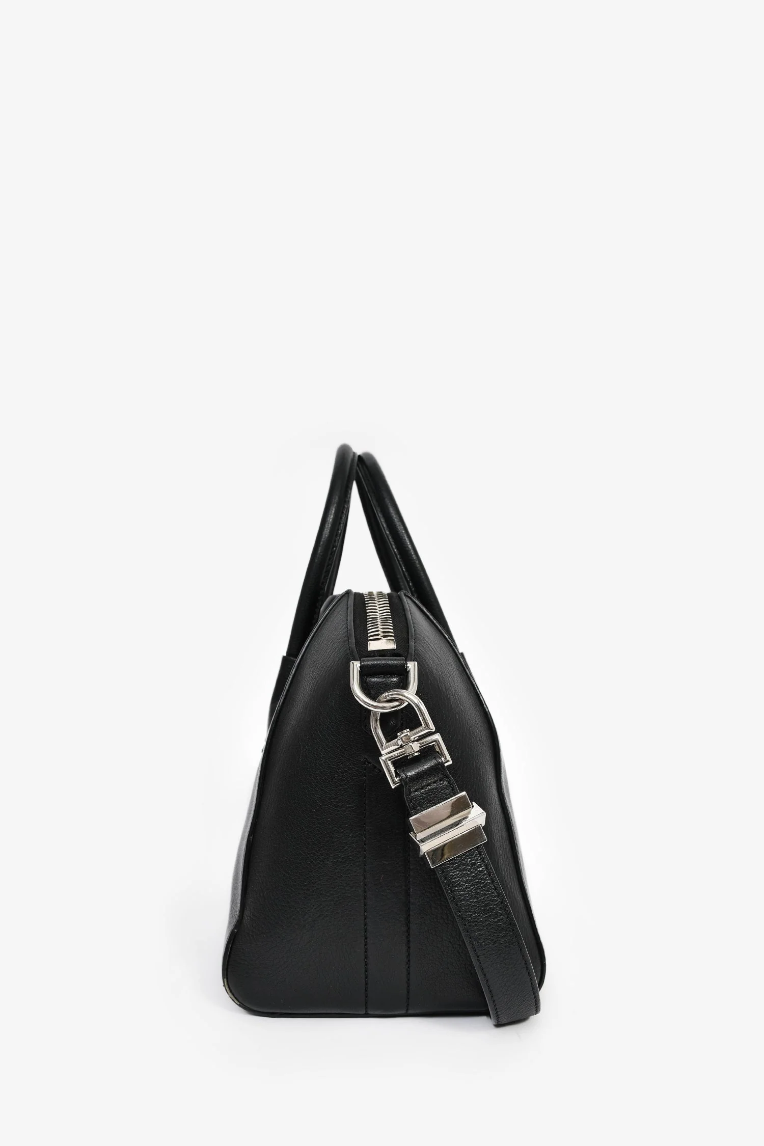 Givenchy Black Leather Small Antigona Bag with Strap - Image 4