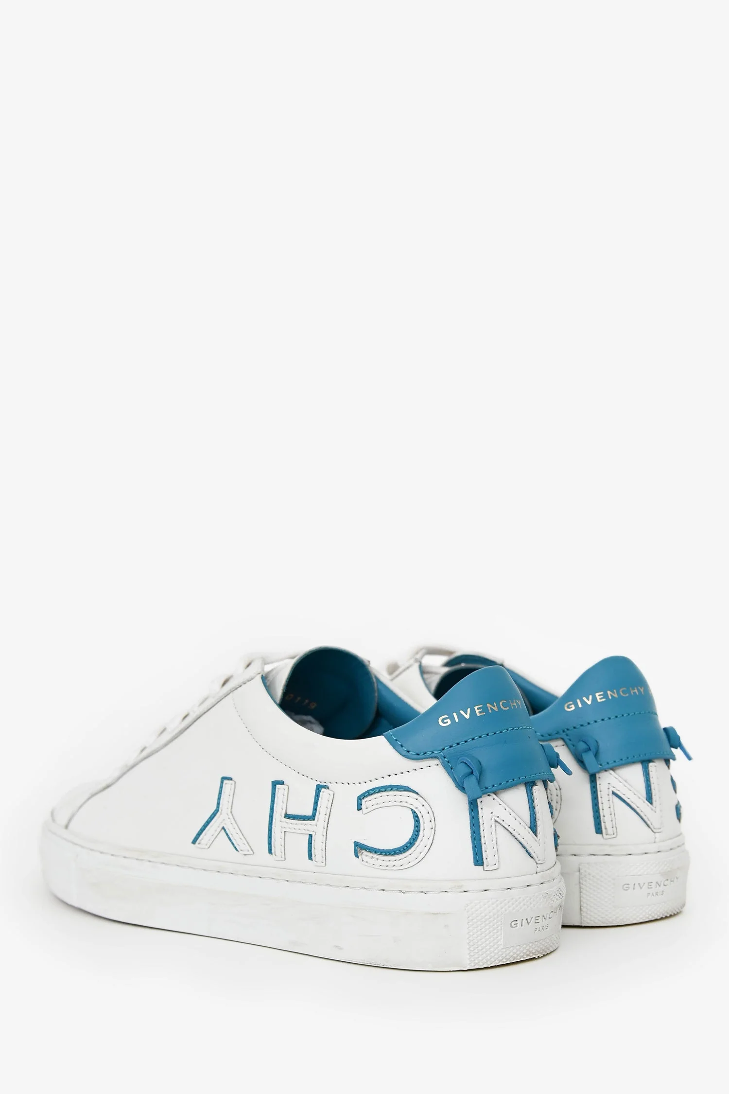 Givenchy White/Blue Leather Reverse Logo Low Top Sneaker Size 37 - Image 5