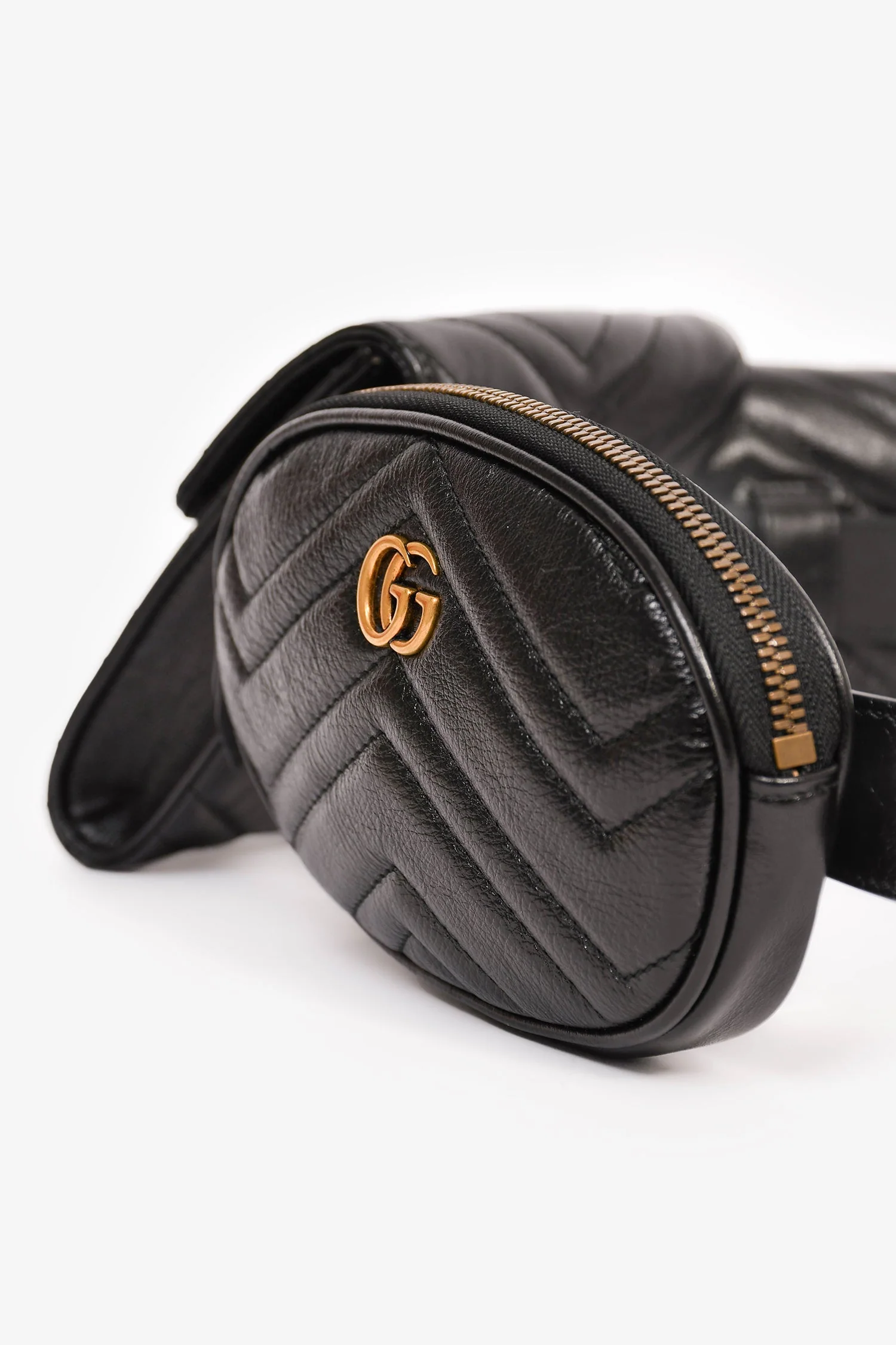 Gucci 2018 Black Marmont Matelasse Multi Pocket Belt Bag - Image 4