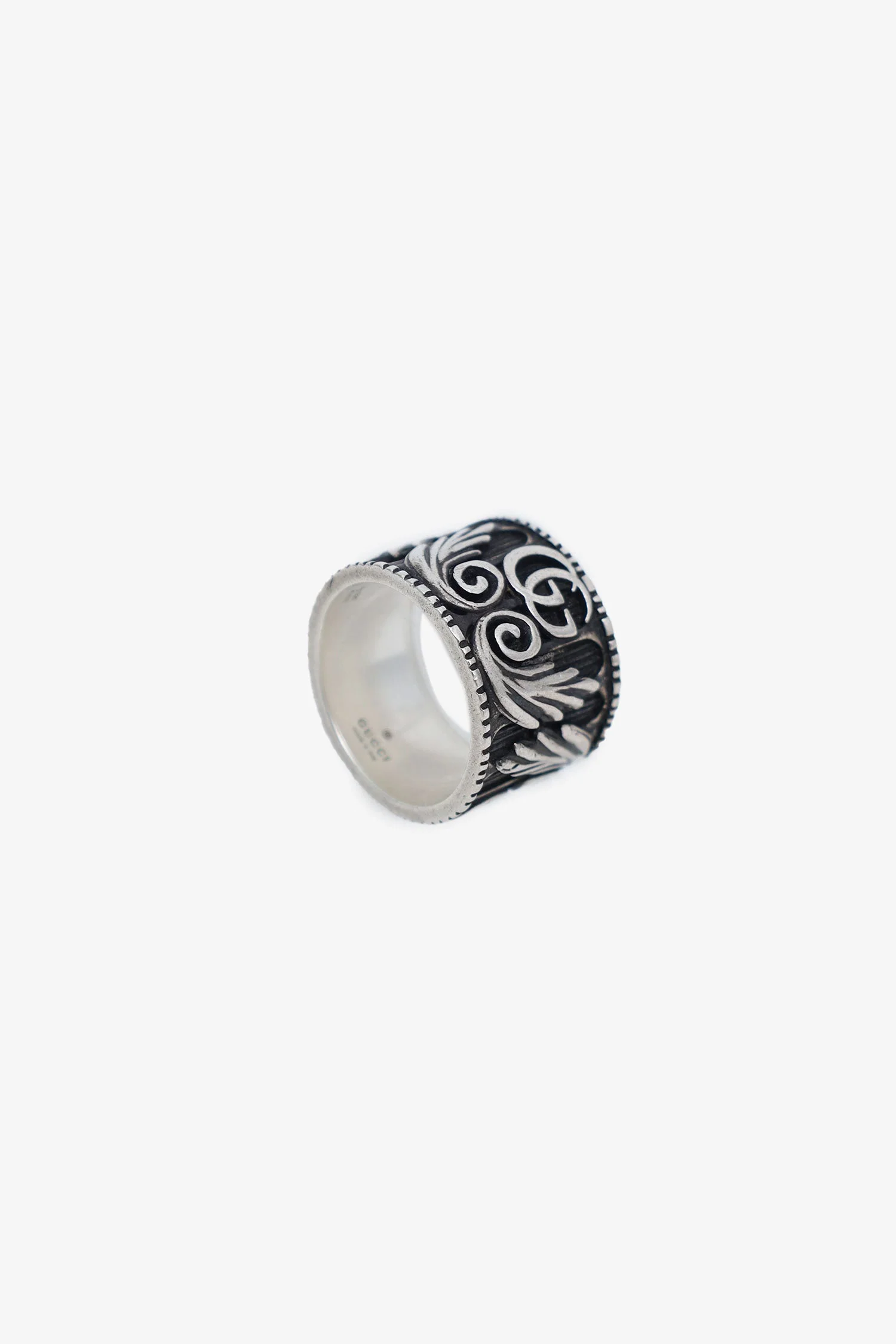 Gucci Aged Sterling Silver GG Marmont Wing Ring - Image 3