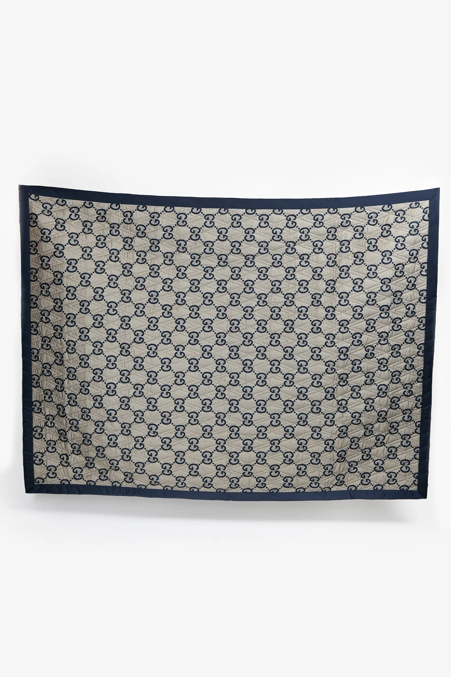 Gucci Beige/Blue Double-Sided GG Quilted Cotton Blanket - Image 2