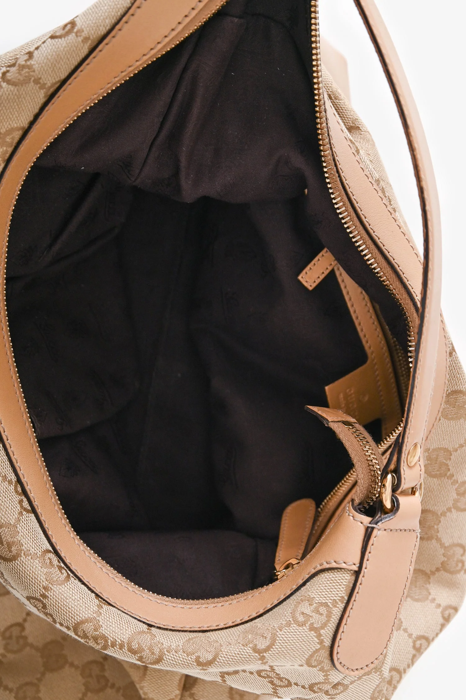 Gucci Beige GG Supreme Canvas Horsebit Tassel Shoulder Bag - Image 6