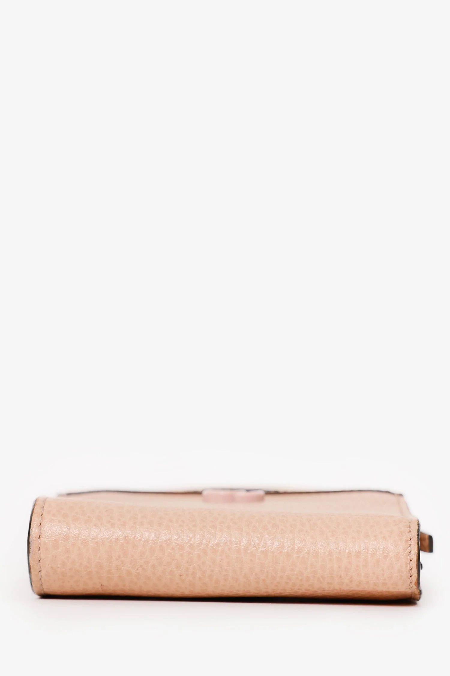Gucci Beige Leather GG Marmont Mini Card Holder With Chain - Image 5