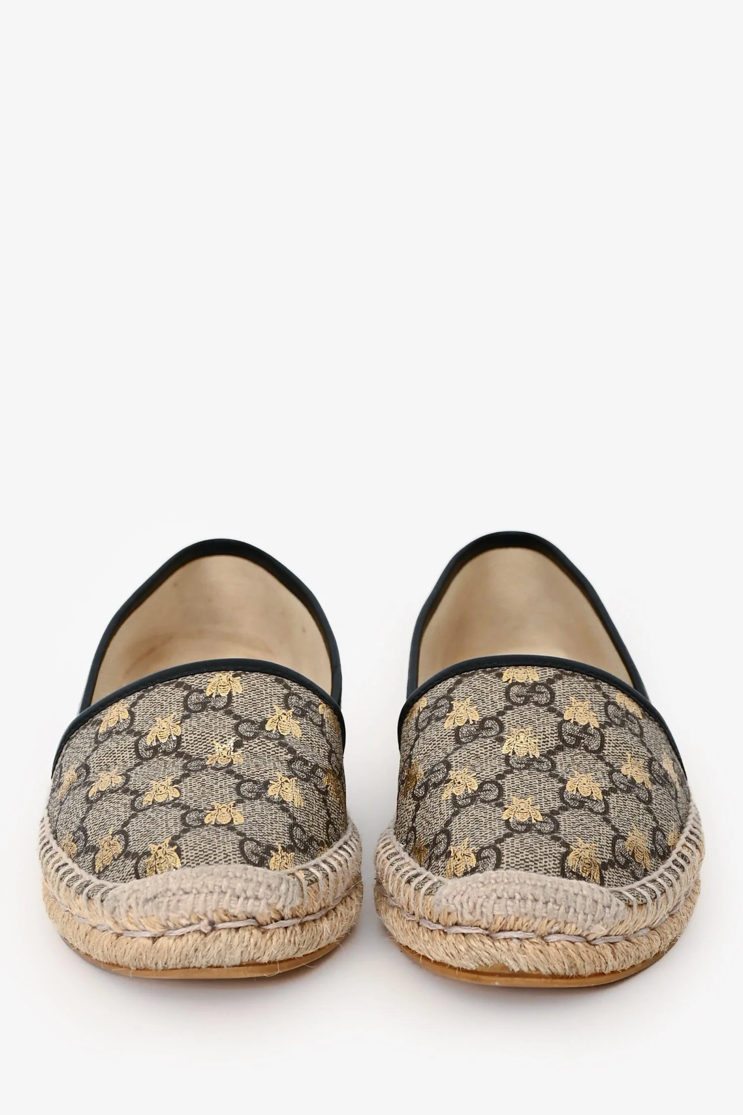 Gucci Beige Supreme Bee Print Coated Canvas Espadrilles Size 37.5 - Image 3