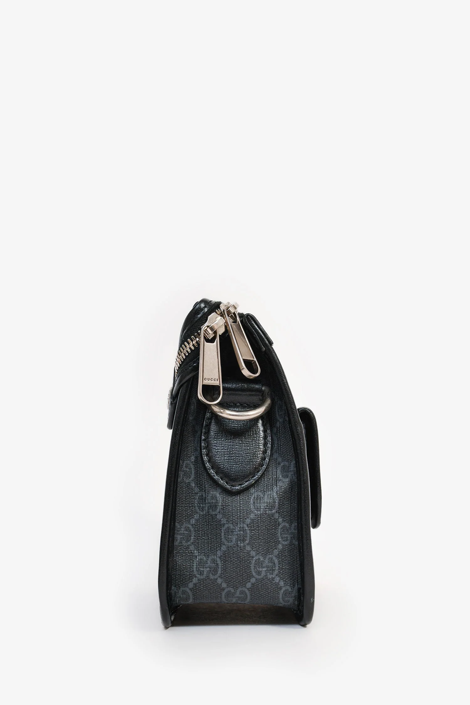 Gucci Black GG Canvas Messenger Bag - Image 3