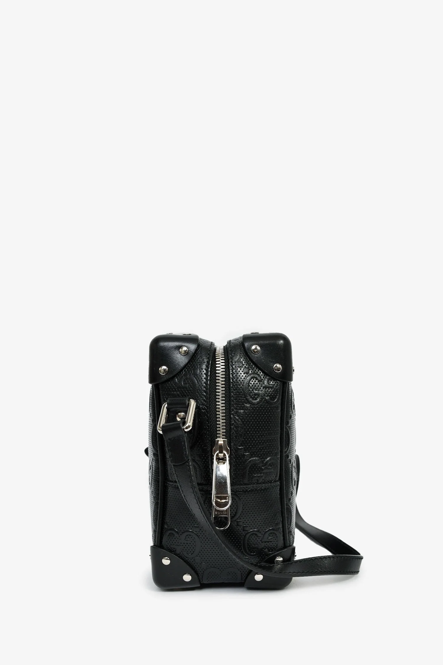 Gucci Black GG Embossed Leather Soft Trunk Messenger Bag - Image 4