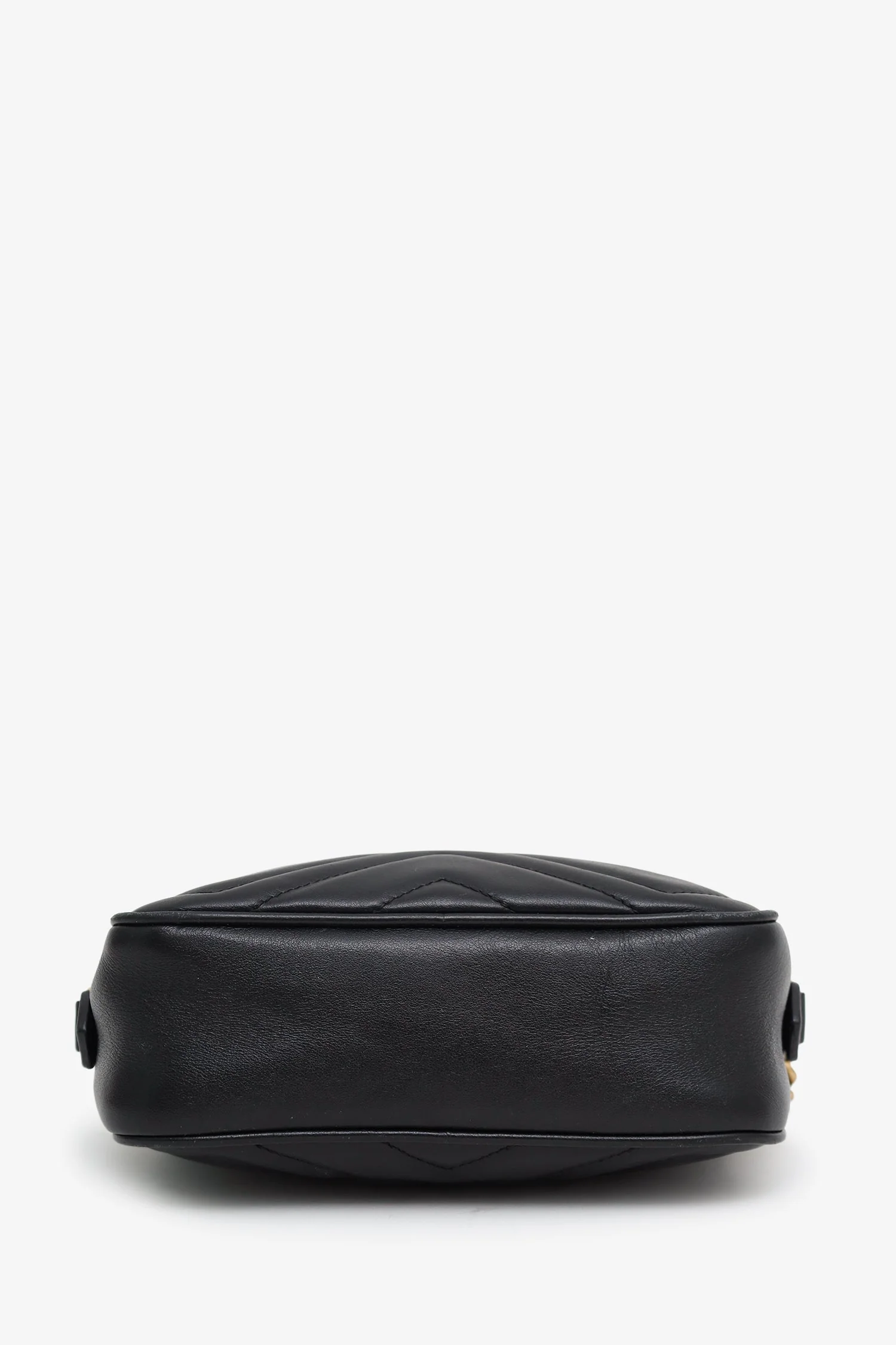 Gucci Black GG Quilted Chevron Leather Marmont Mini Camera Bag - Image 5