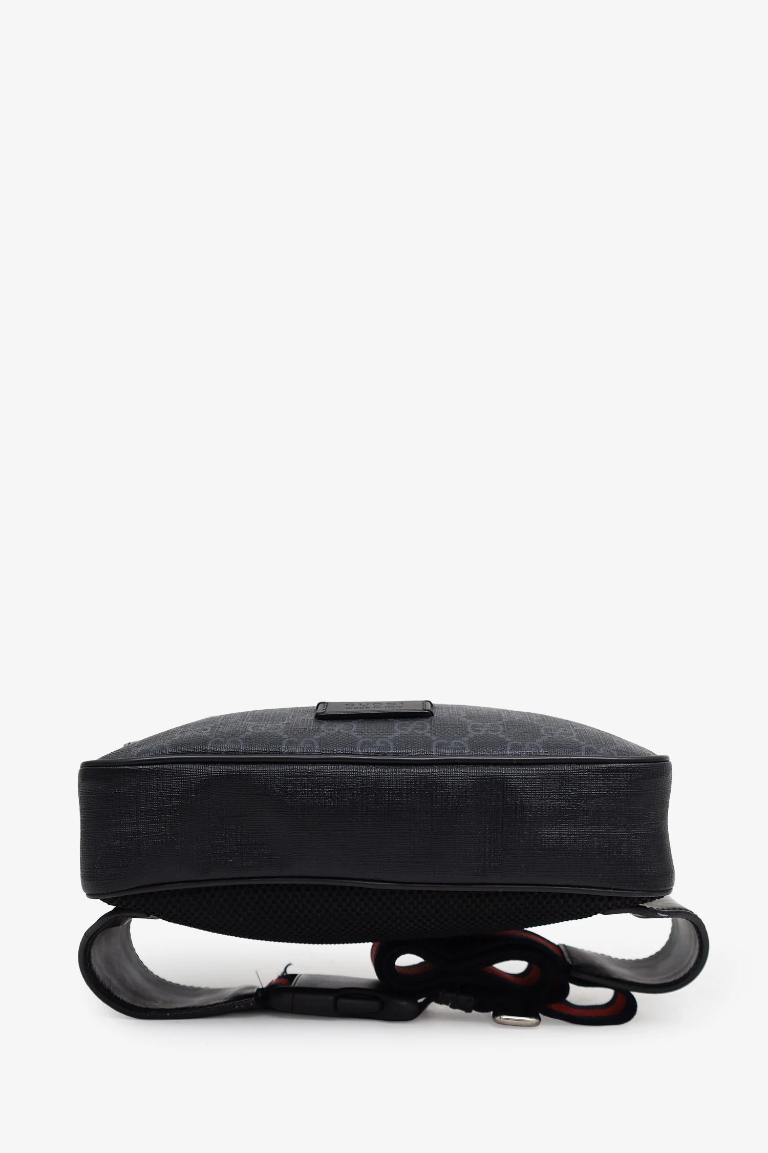 Gucci Black GG Supreme Canvas Belt Bag - Image 5