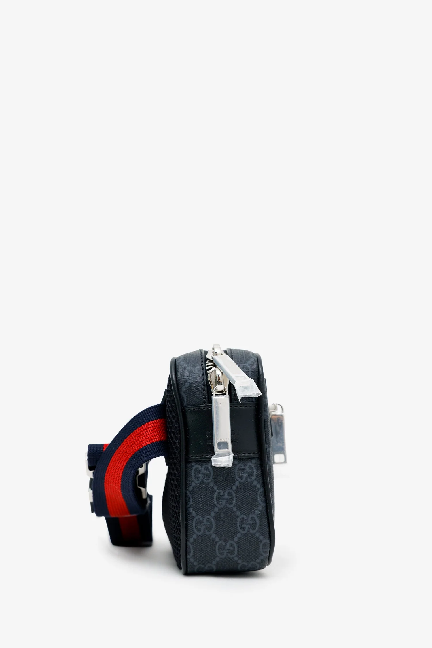 Gucci Black GG Supreme Canvas Belt Bag - Image 3