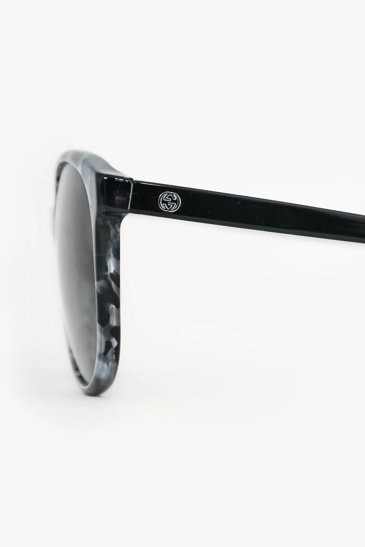 Gucci Blue/Black Tortoise Shell Sunglasses - Image 4