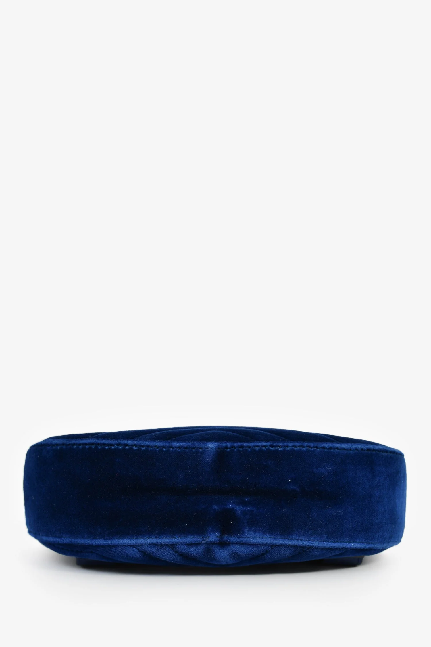 Gucci Blue Velvet Chevron Belt Bag - Image 5
