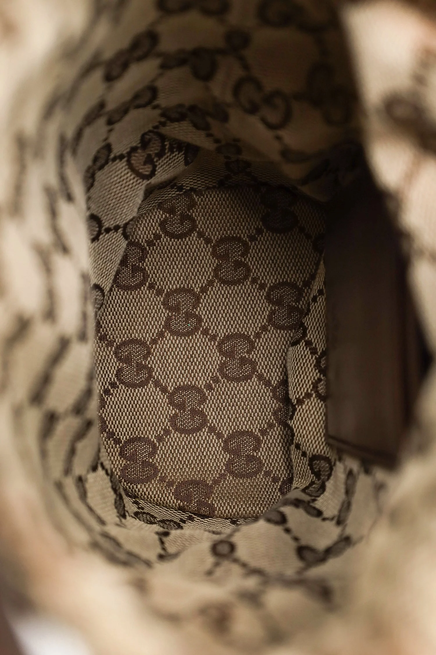 Gucci Brown Leather GG Canvas Ophidia Mini Bucket Bag - Image 6