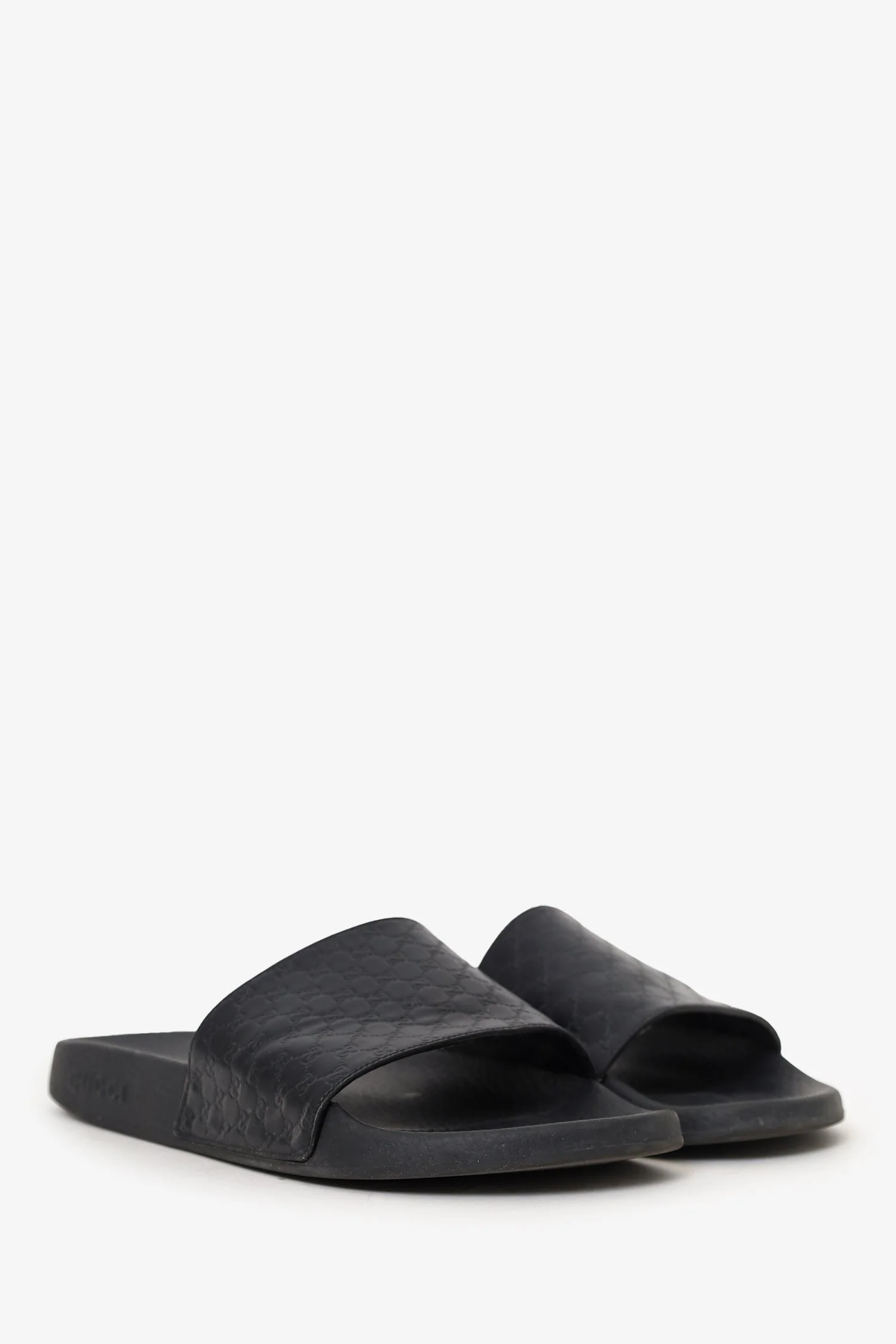 Gucci GG Embossed Rubber Pool Slides Size 9 Mens - Image 2