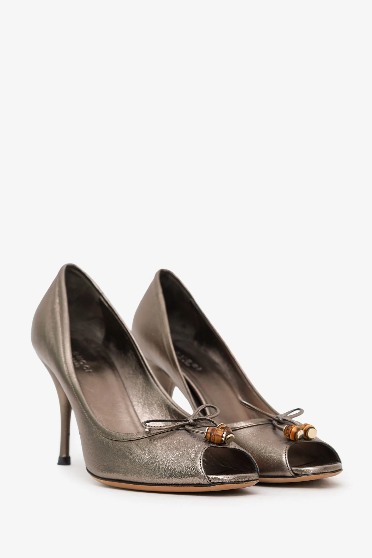 Gucci Grey Metallic Bamboo Accent Leather Peep Toe Pumps Size 8.5 - Image 2