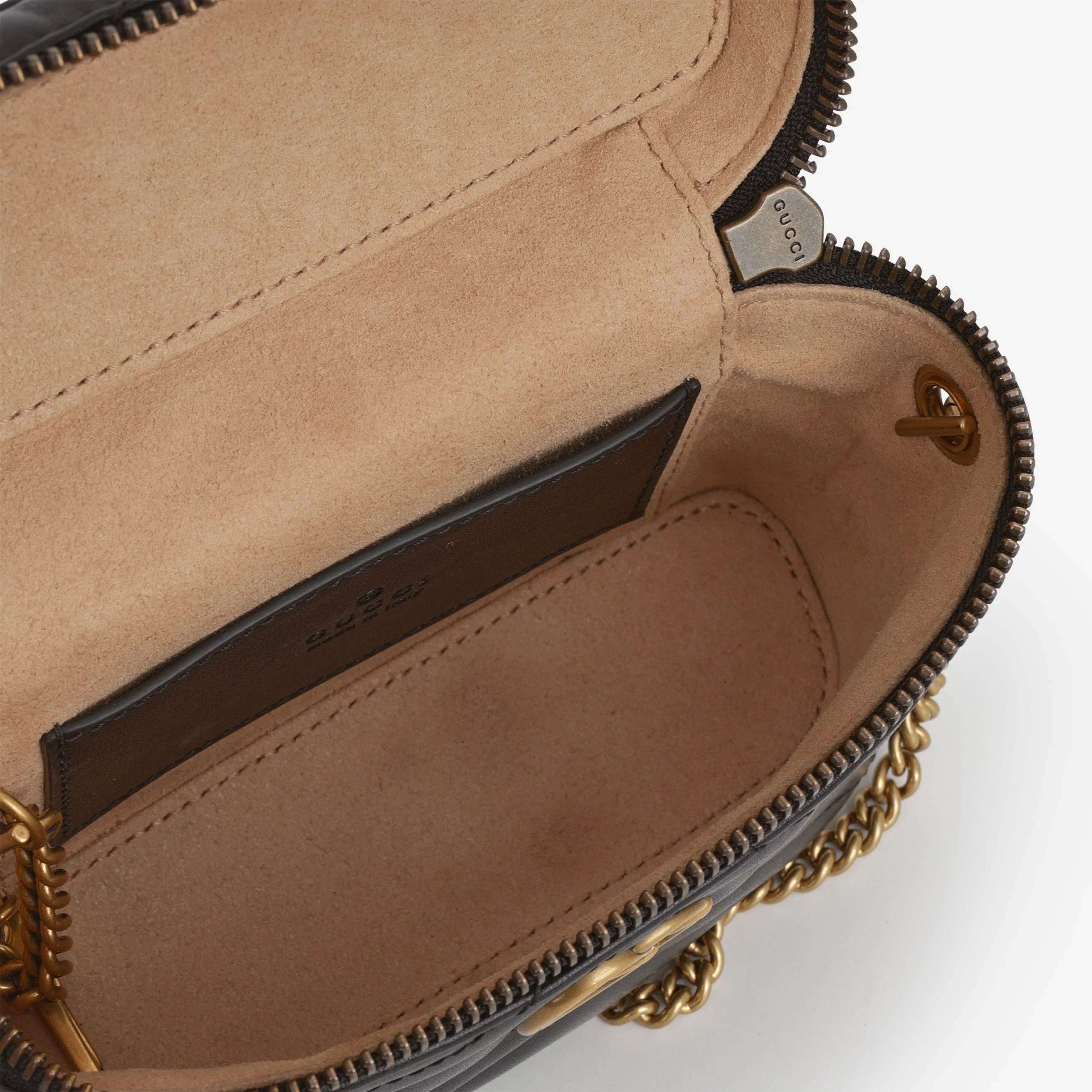 Gucci GG Mini Marmont Vanity Case - Black Matelasse Calfskin | Gold Hardware - Image 5