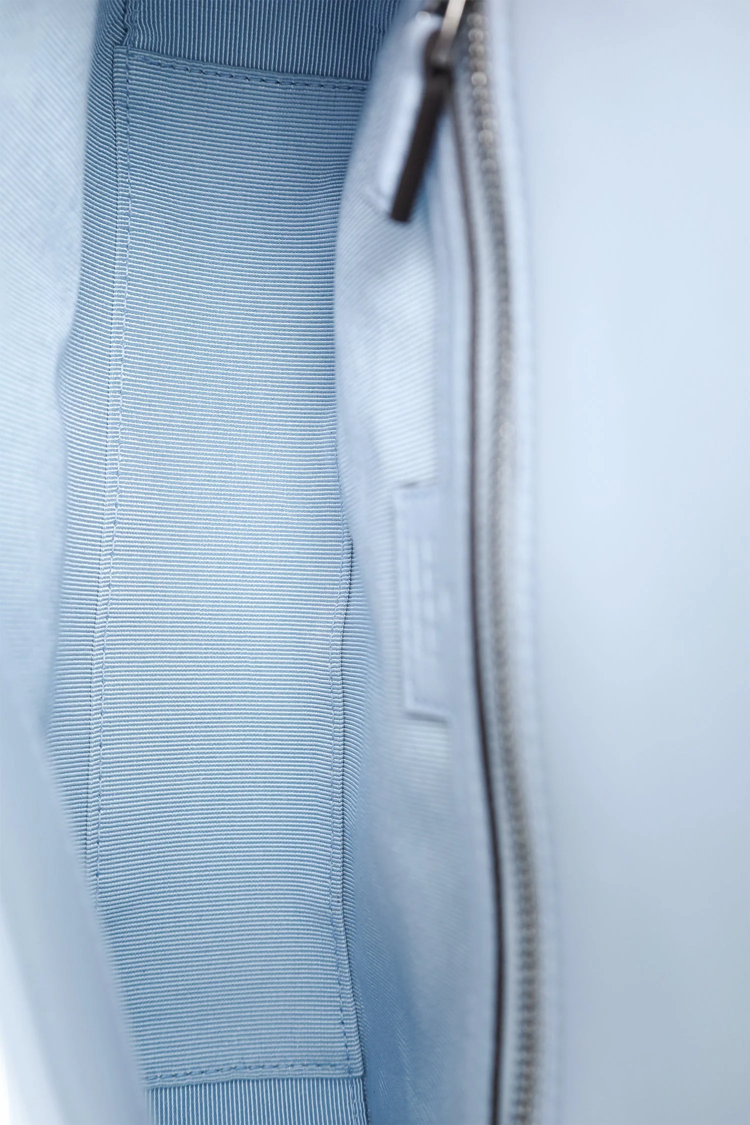 Gucci Light Blue Lambskin Matelasse Small GG Marmont Double Chain Shoulder Bag - Image 7