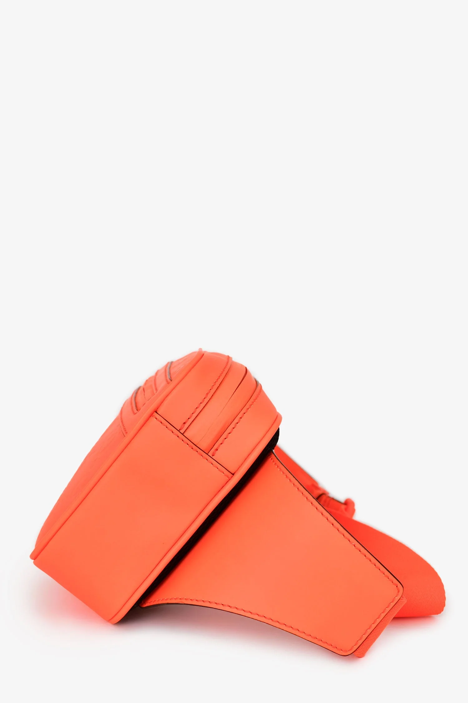 Gucci Neon Orange Leather GG Marmont Belt Bag - Image 4