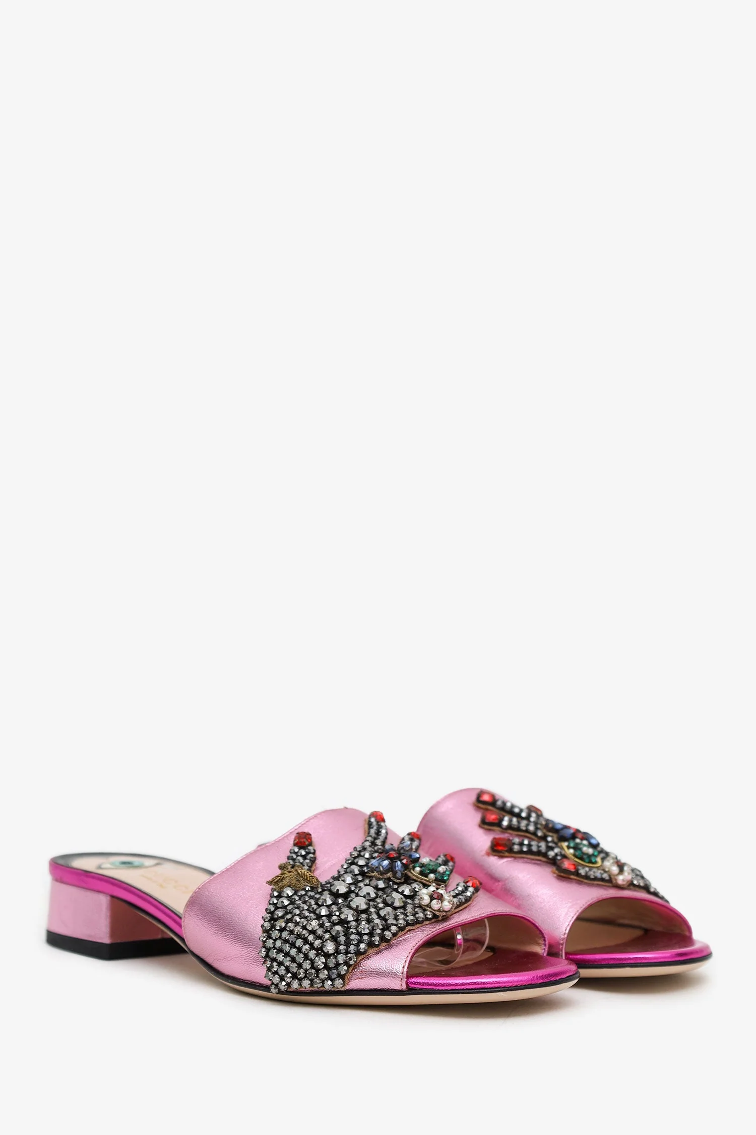 Gucci Pink Satin Crystal Embellished Sandals Size 35.5 - Image 3