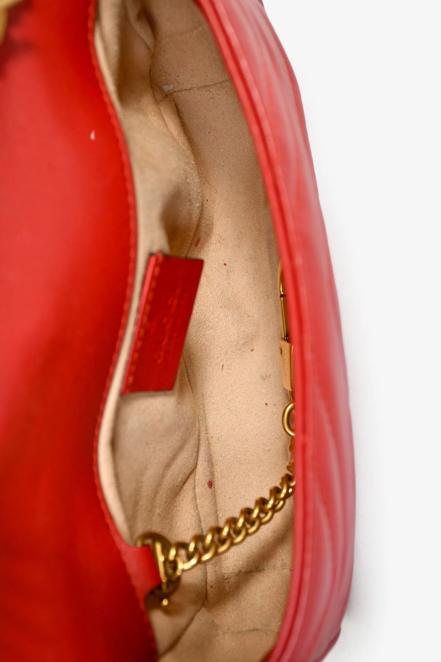 Gucci Red Chevron Quilted Leather Marmont Crossbody - Image 6