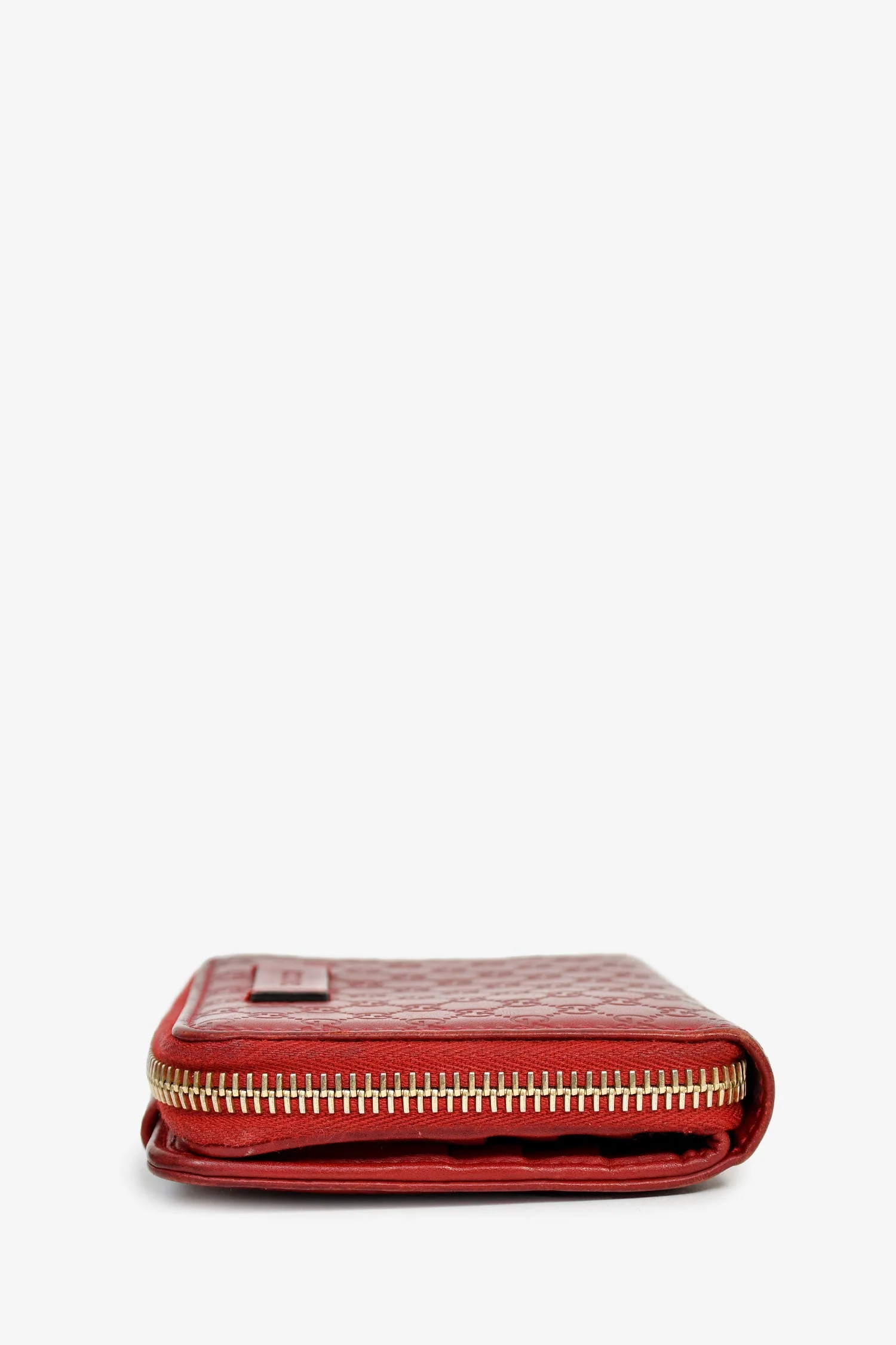 Gucci Red Guccissima Embossed Leather Compact Wallet - Image 4