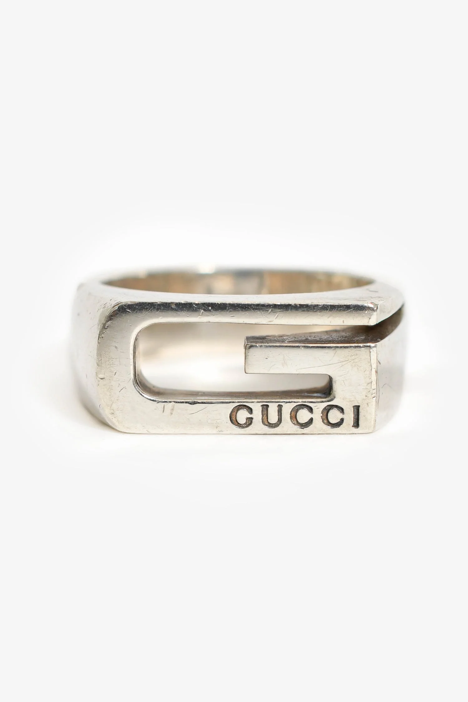 Gucci Sterling Silver 'Cut Out G' Ring Size 9 - Image 2