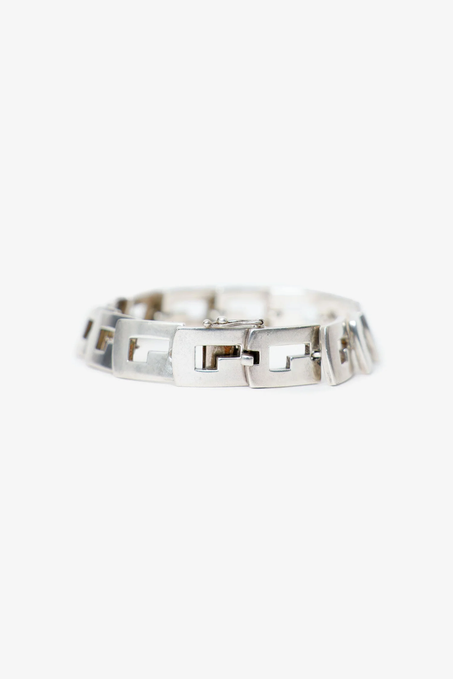 Gucci Sterling Silver G-Logo Link Chain Bracelet
