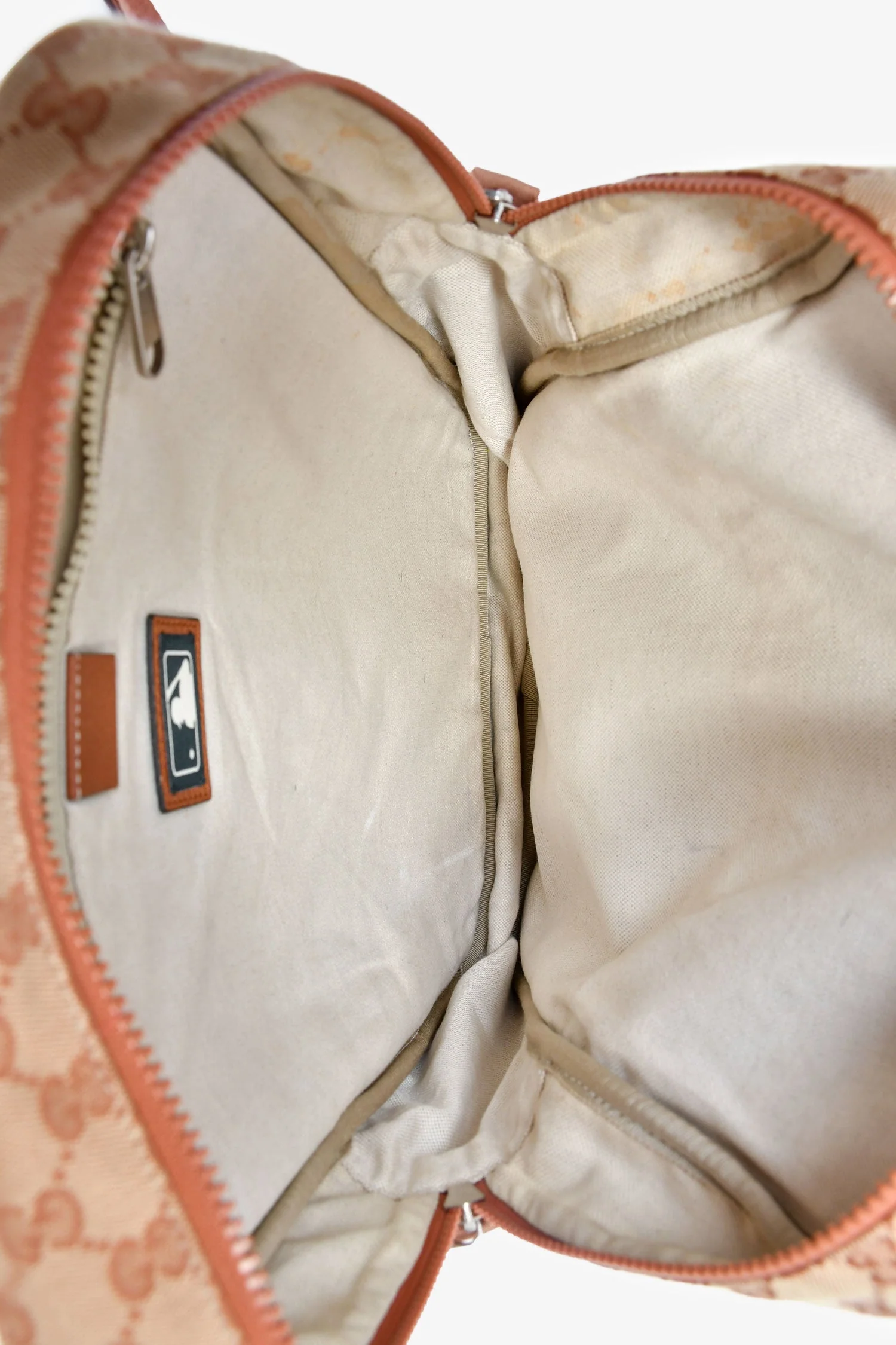 Gucci x New York Yankees Canvas Leather Trimmed Backpack - Image 6