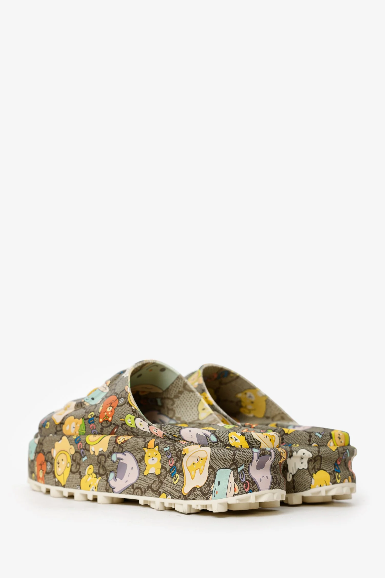 Gucci x Pikarar Beige GG Animal Print Slides Size 39 - Image 4
