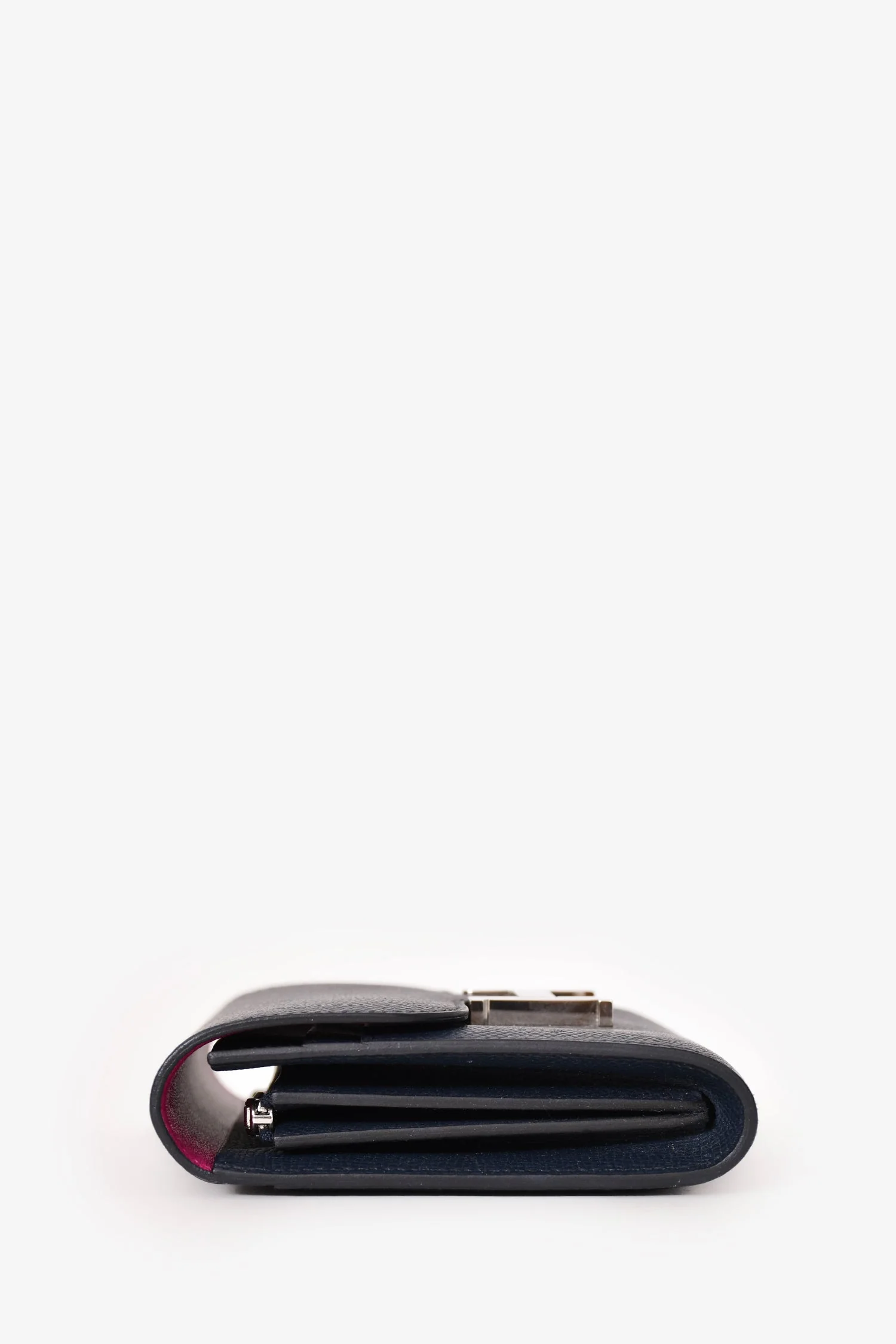 Hermès 2018 Indigo Blue Epsom Constance Pasant Wallet - Image 4