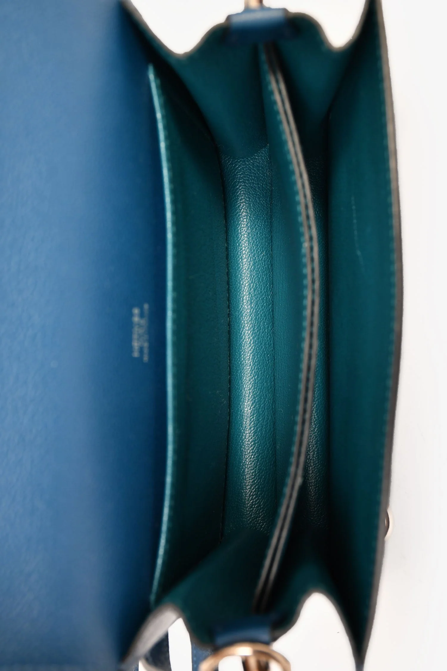 Hermès 2019 Blue Mini Roulis Crossbody Bag - Image 6