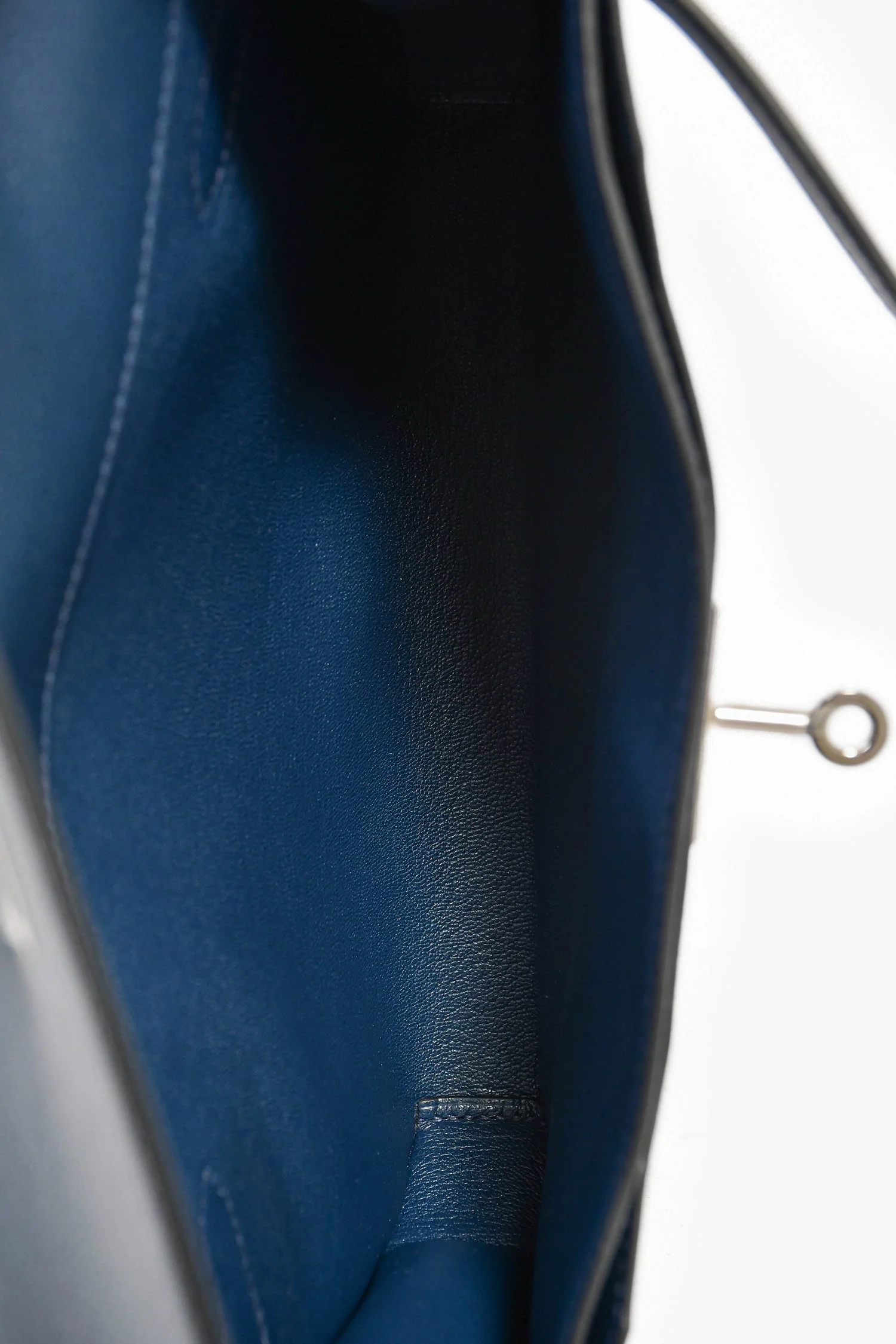 Hermès 2019 Navy Blue Epsom Leather Kelly Dépêches 25 - Image 6