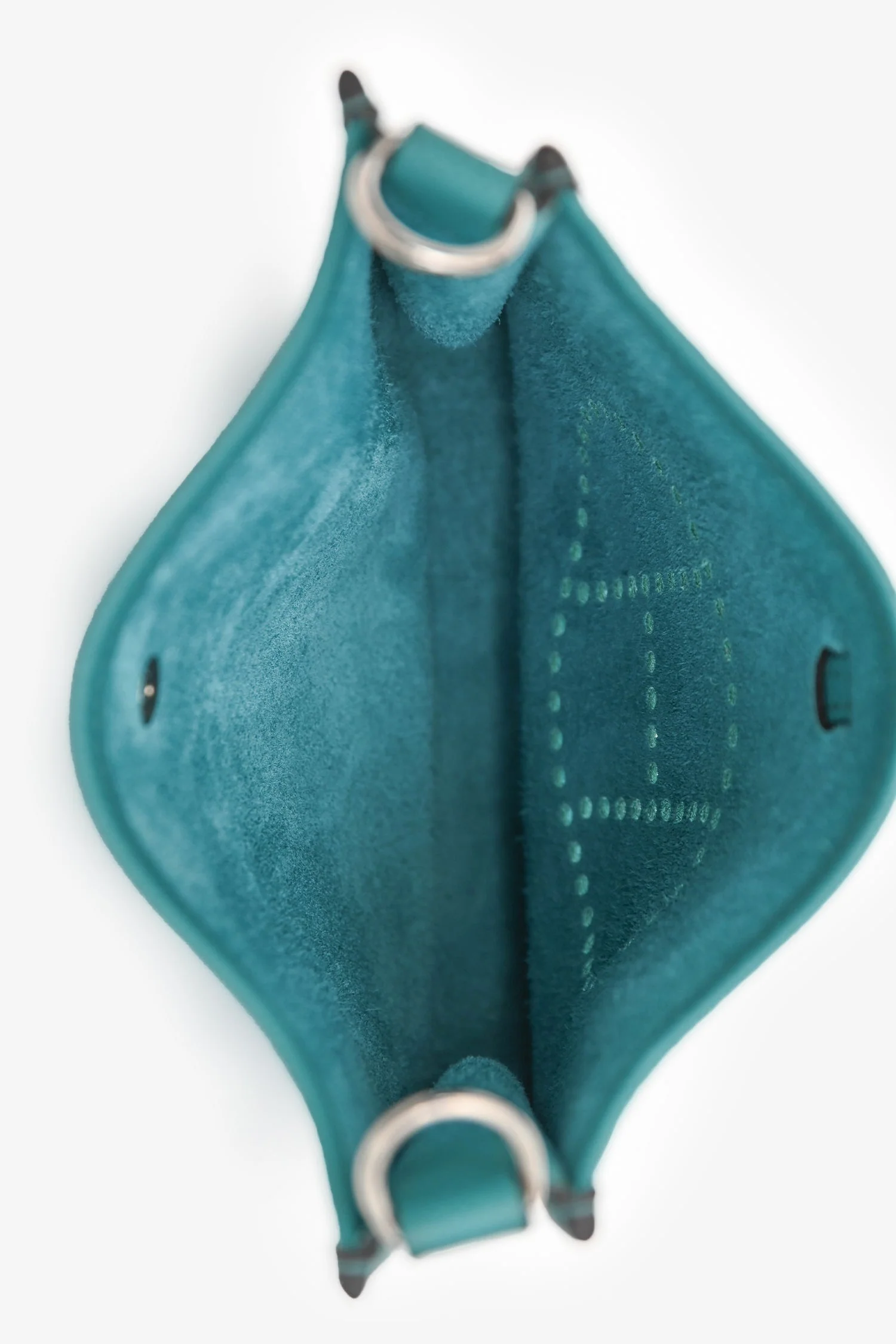 Hermès 2019 Turquoise Clemence Evelyne I Très Petite Modèle 16 - Image 6