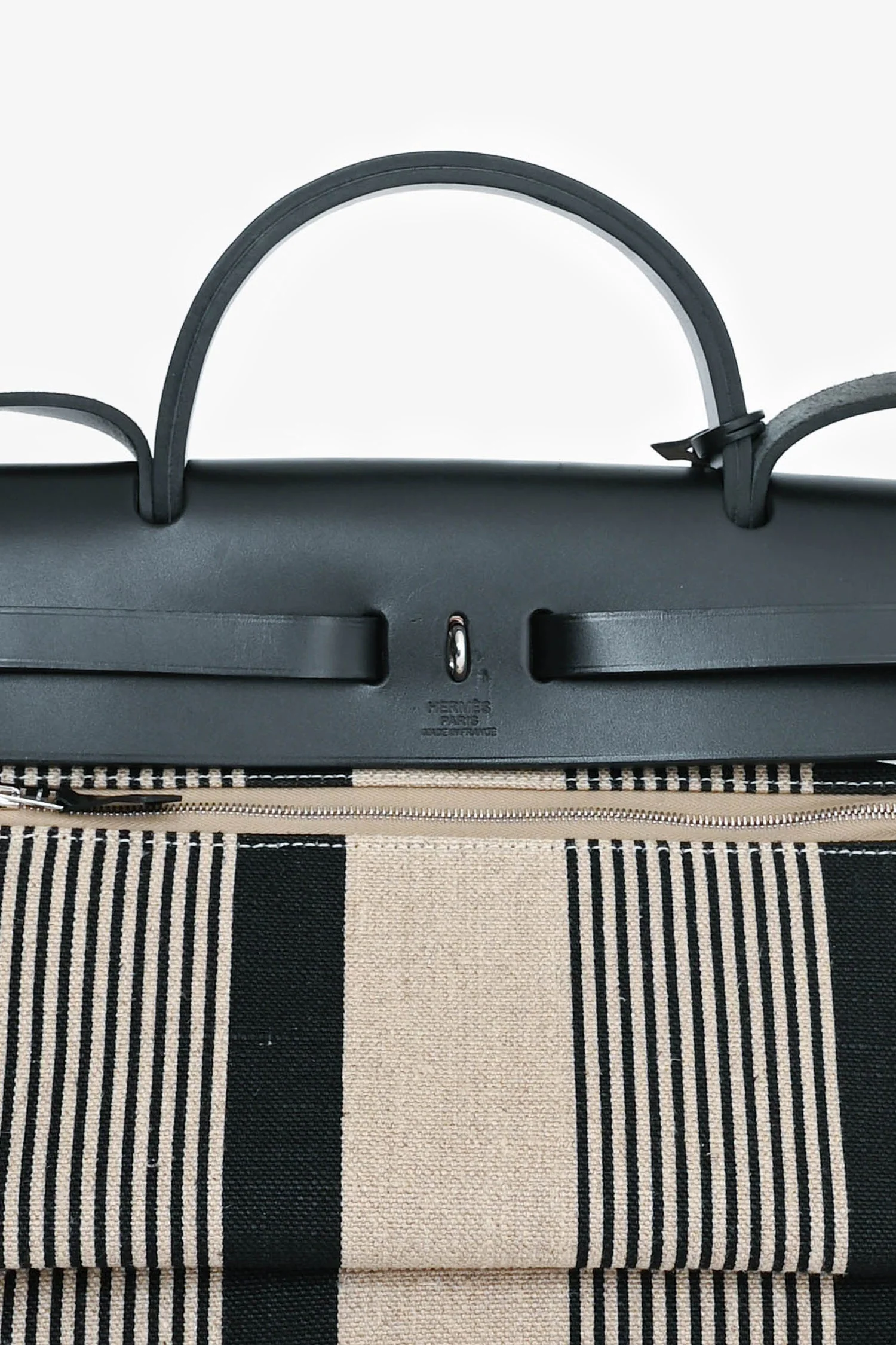 Hermès 2020 Cream/Black Toile H Vibration Herbag Zip 31 with Pouch - Image 7