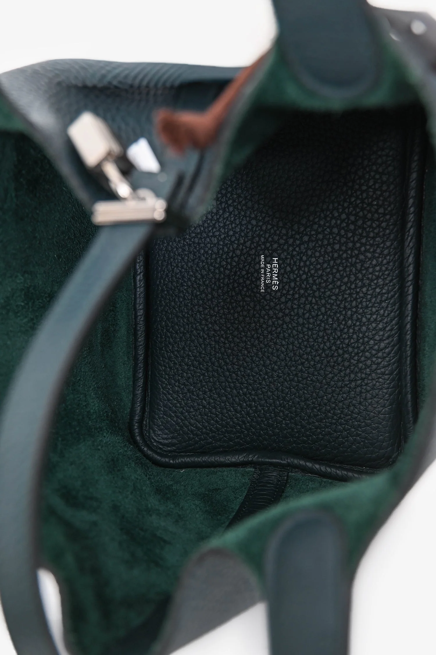 Hermès 2021 Cypress Vert Clemence Picotin 18 - Image 6