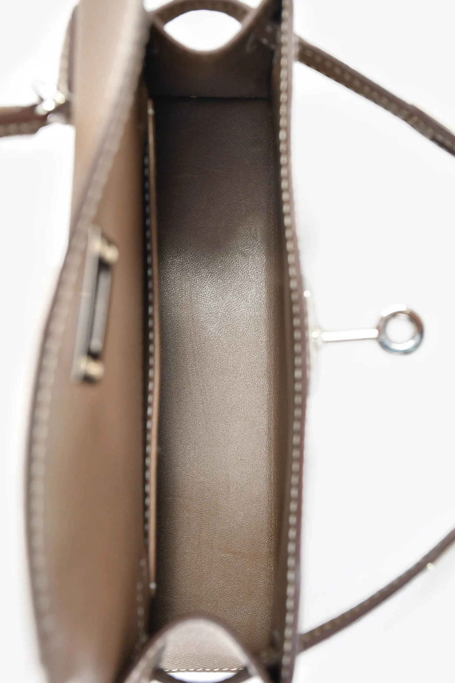 Hermès 2023 Etoupe Epsom Leather Sellier Mini Kelly - Image 6