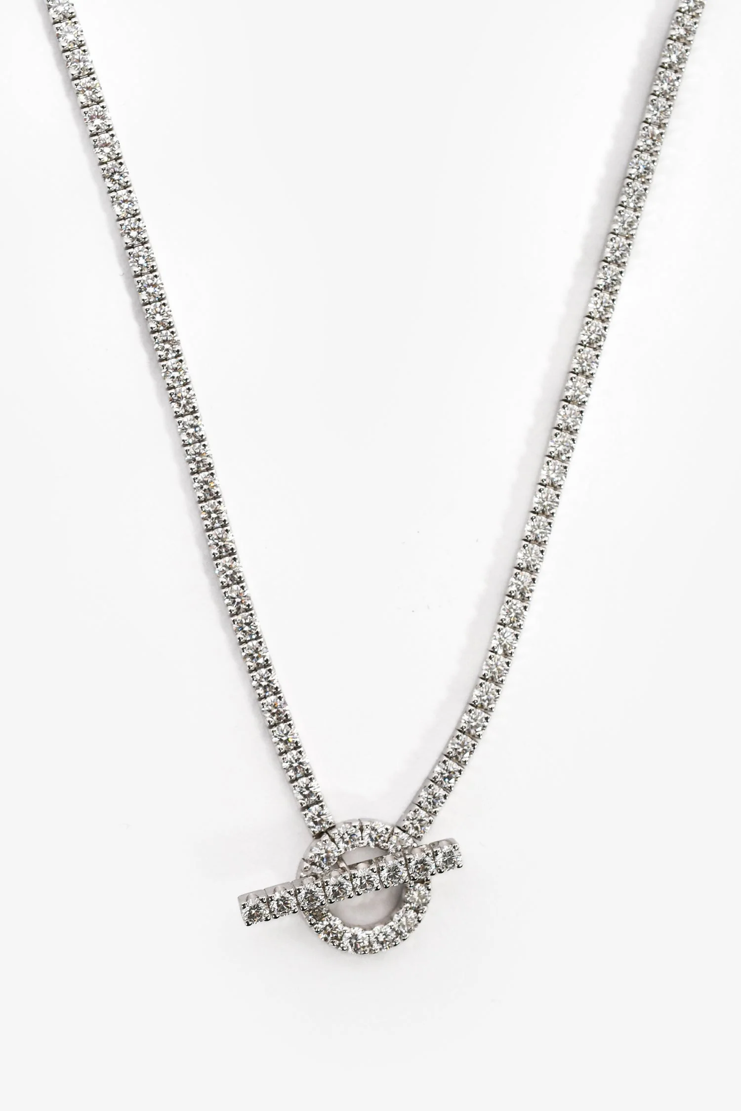 Hermès 2024 18K White Gold 6.02cwt '193' Diamond Finesse Lariat Necklace - Image 2