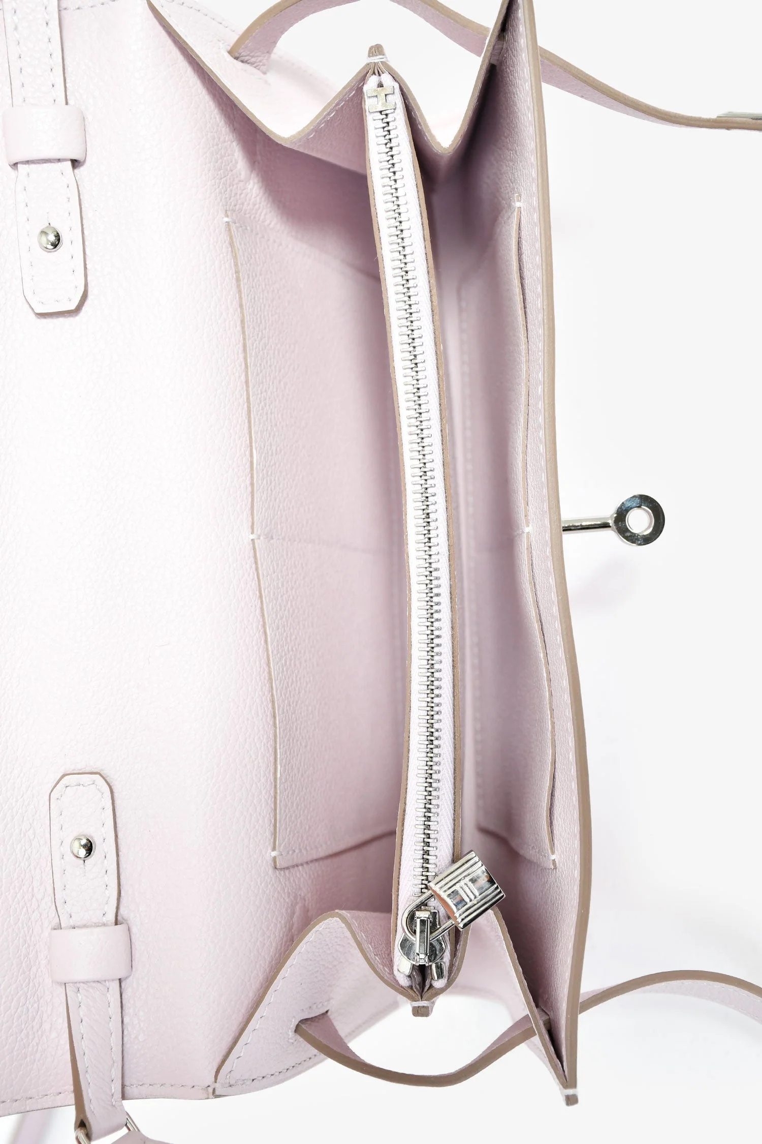 Hermès 2024 'Mauve Pale' Epsom Leather 'To Go' Crossbody - Image 6