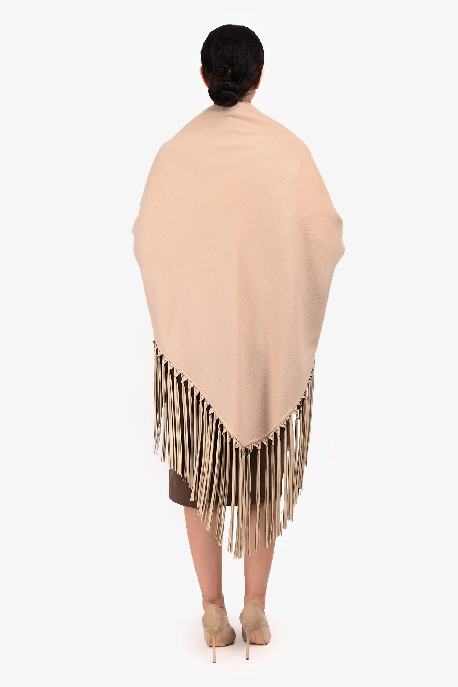 Hermès Beige Cashmere Leather Fringe Shawl One Size - Image 4