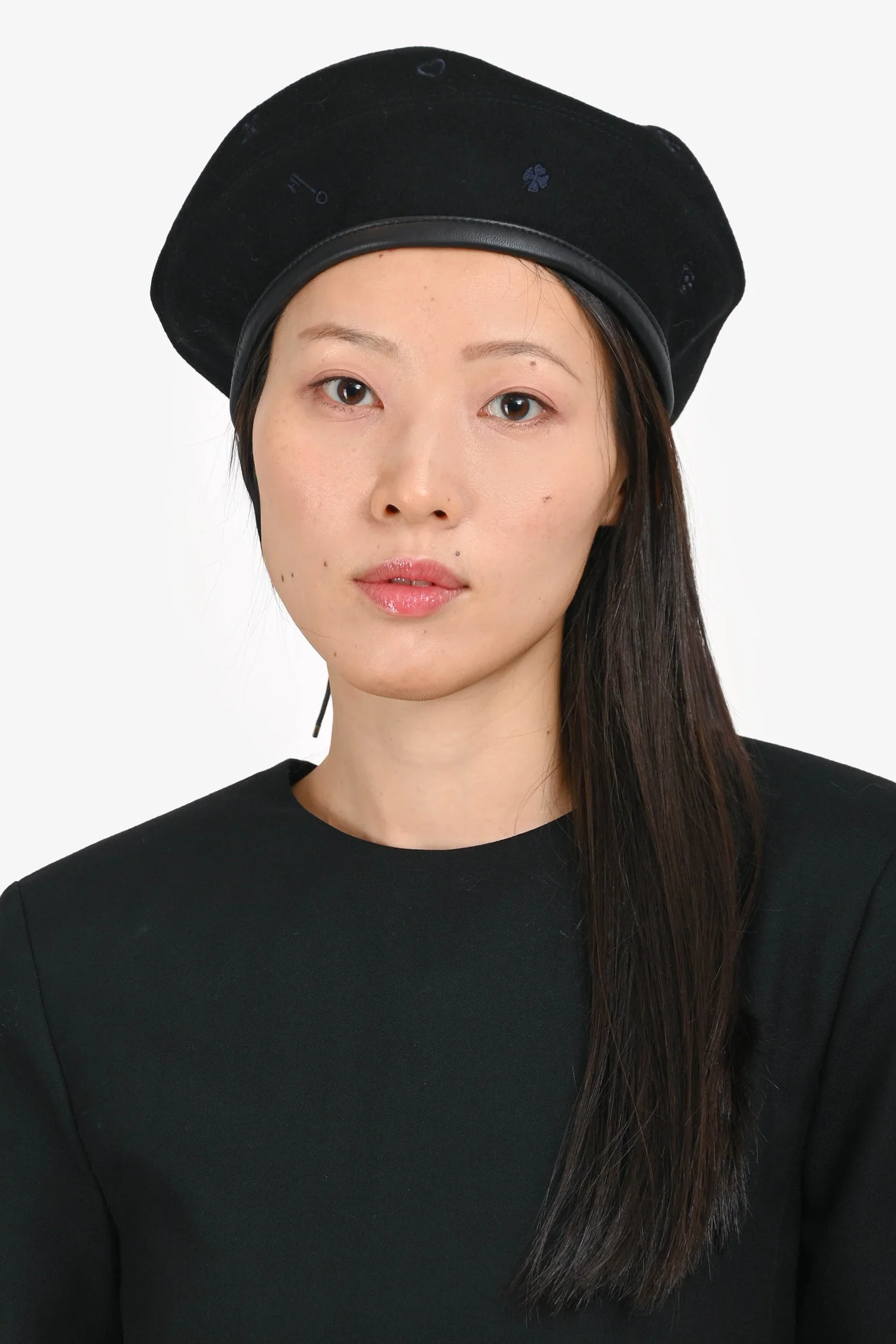 Hermès Black Cashmere Embroidered Patterned Beret Size 57 - Image 4