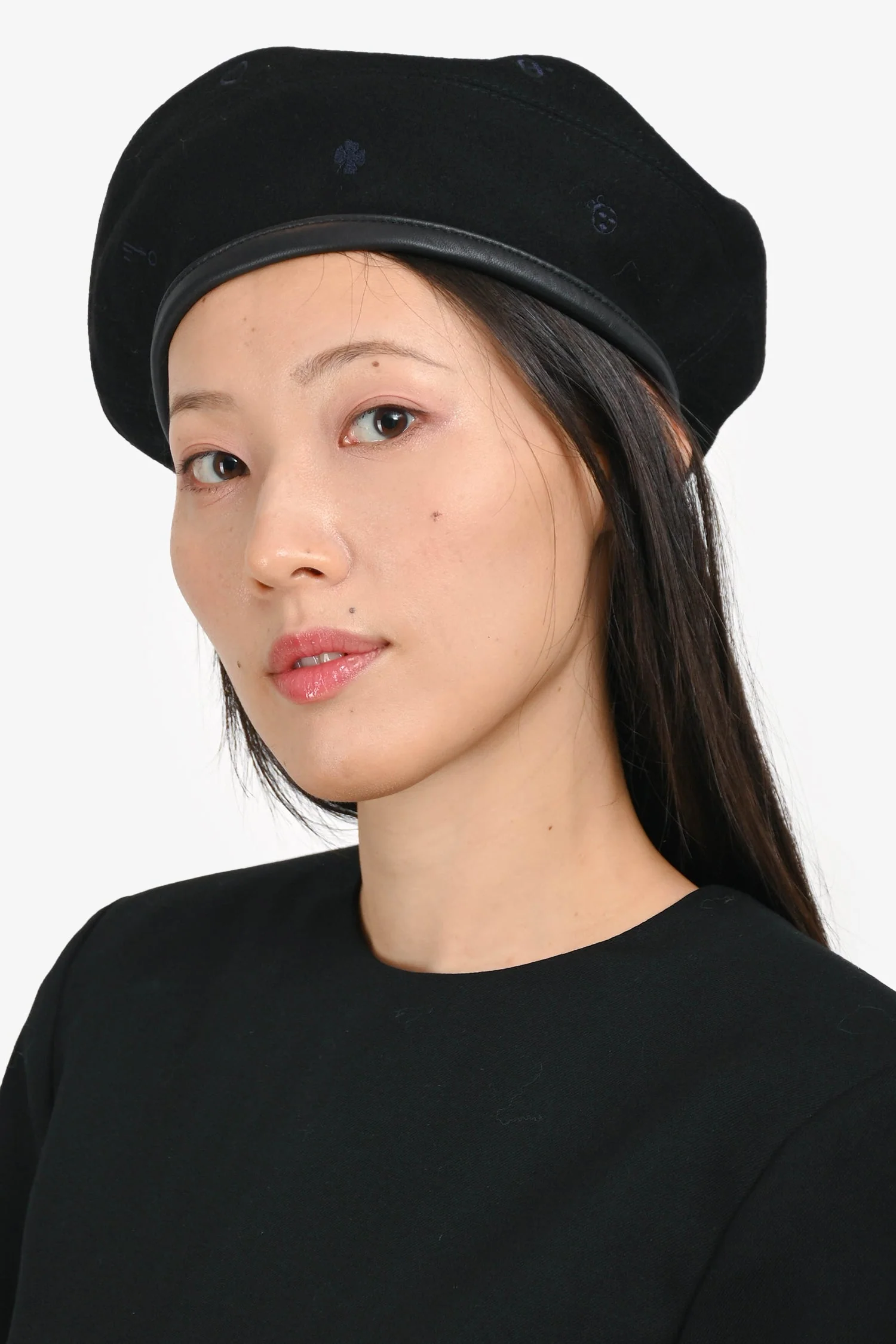 Hermès Black Cashmere Embroidered Patterned Beret Size 57 - Image 5