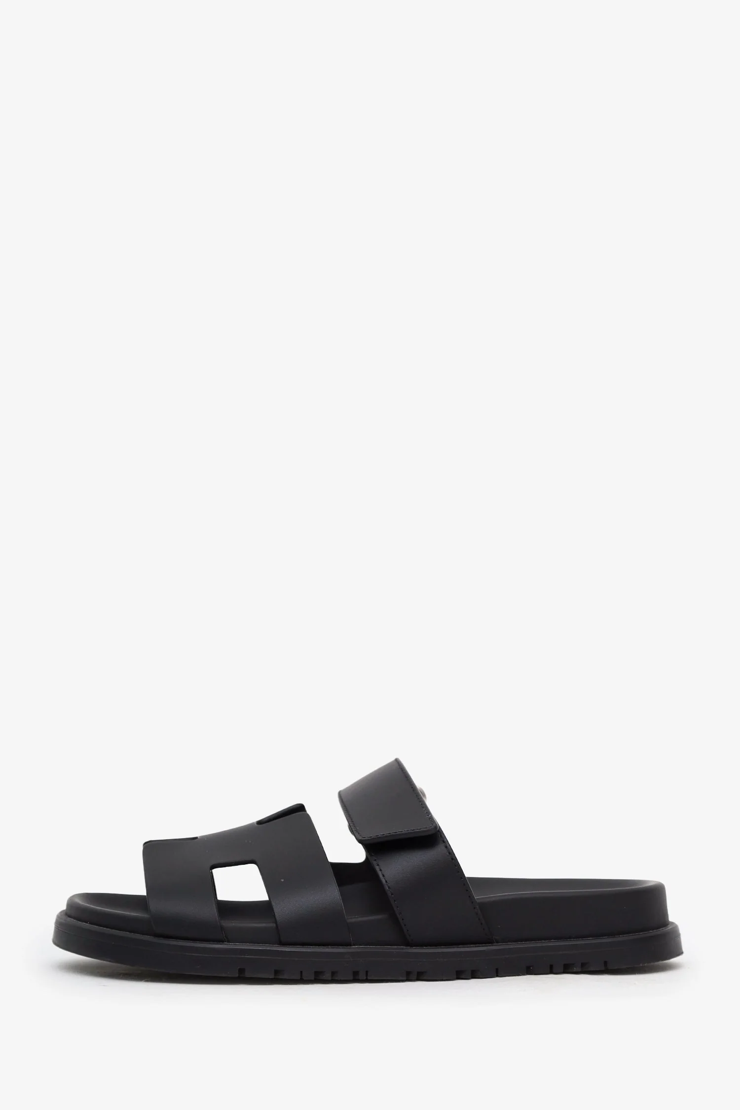 Hermès Black Leather Chypre Sandals Size 36.5 - Image 5