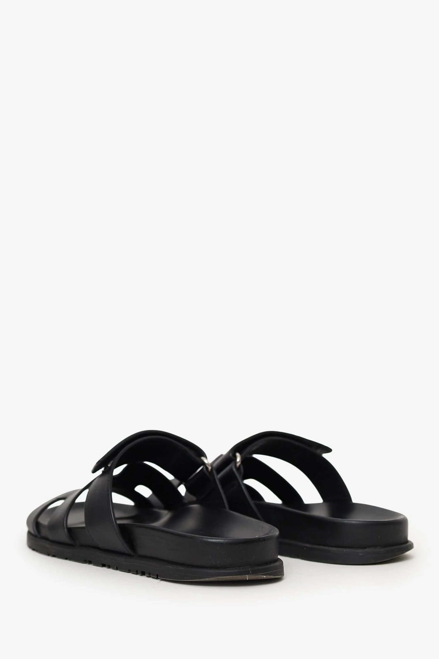 Hermès Black Leather Chypre Sandals Size 38 - Image 4
