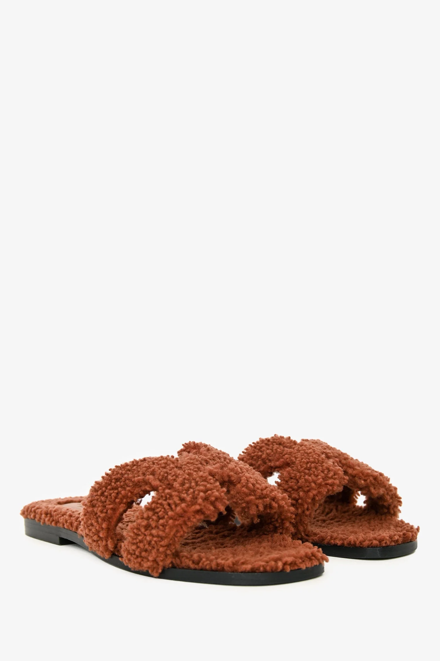 Hermès Brown Teddy Shearling Oran Sandals Size 37 - Image 2