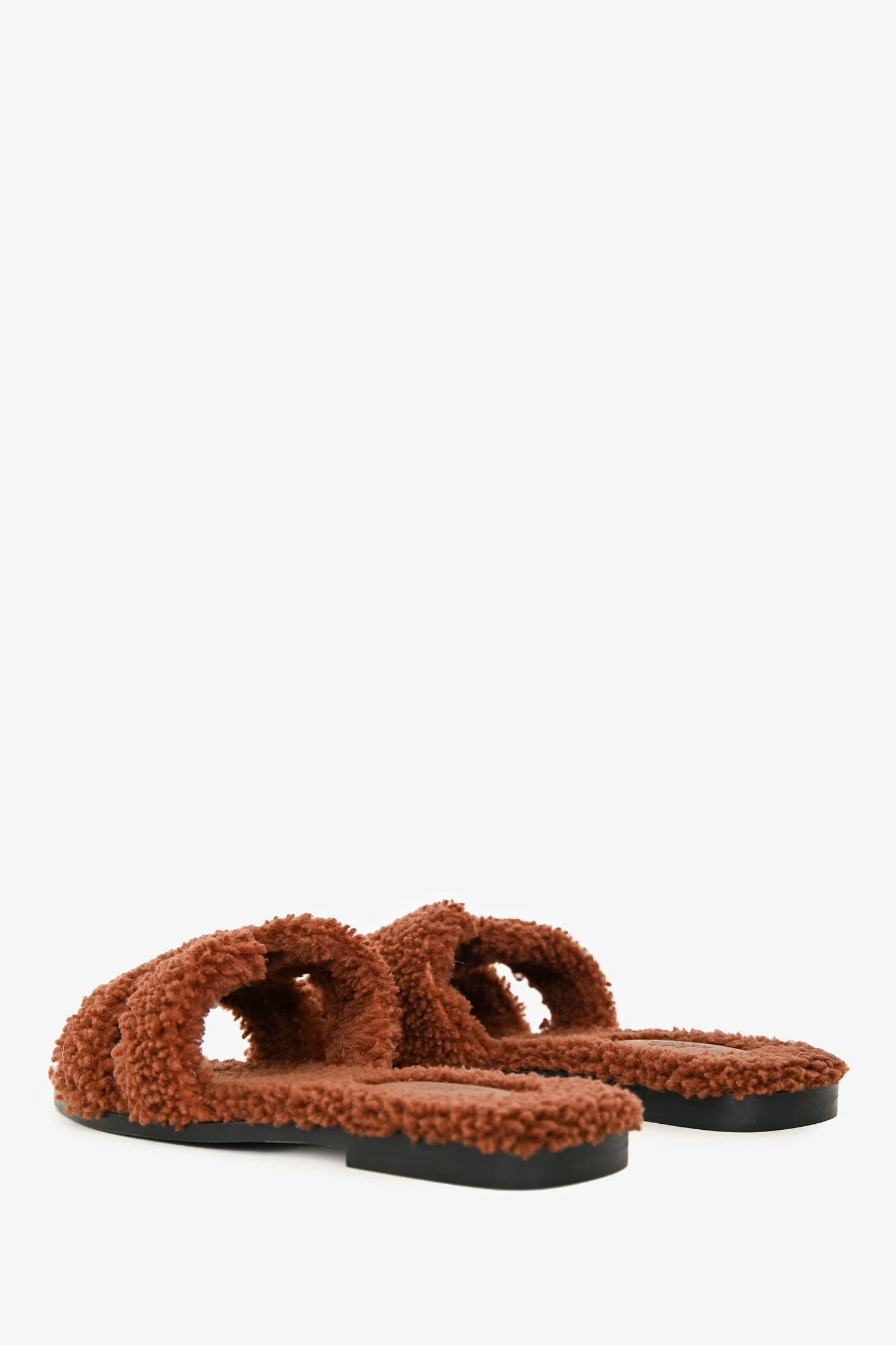 Hermès Brown Teddy Shearling Oran Sandals Size 37 - Image 4