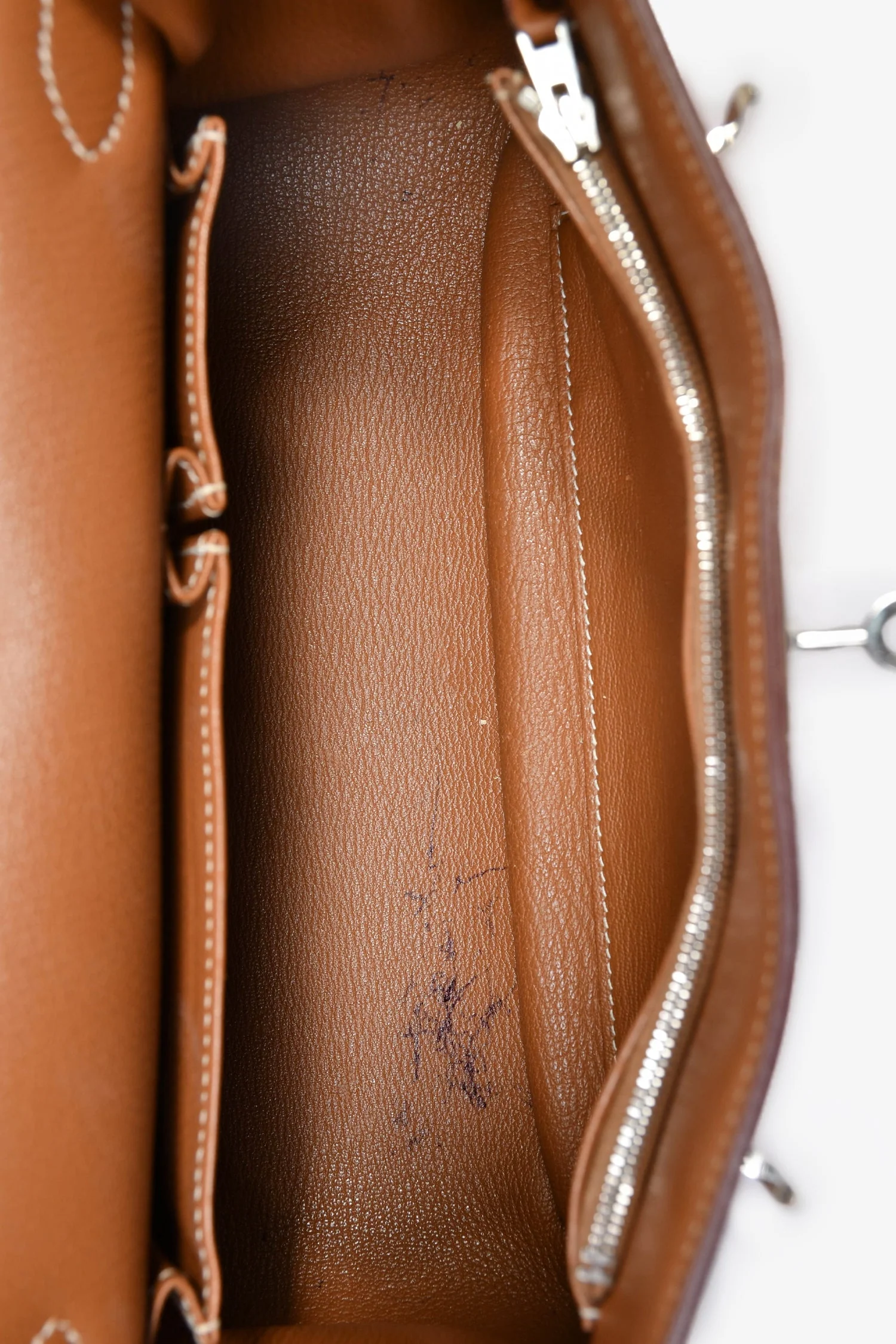 Hermès Gold Clemence Leather Jypsiere 28 Bag - Image 6