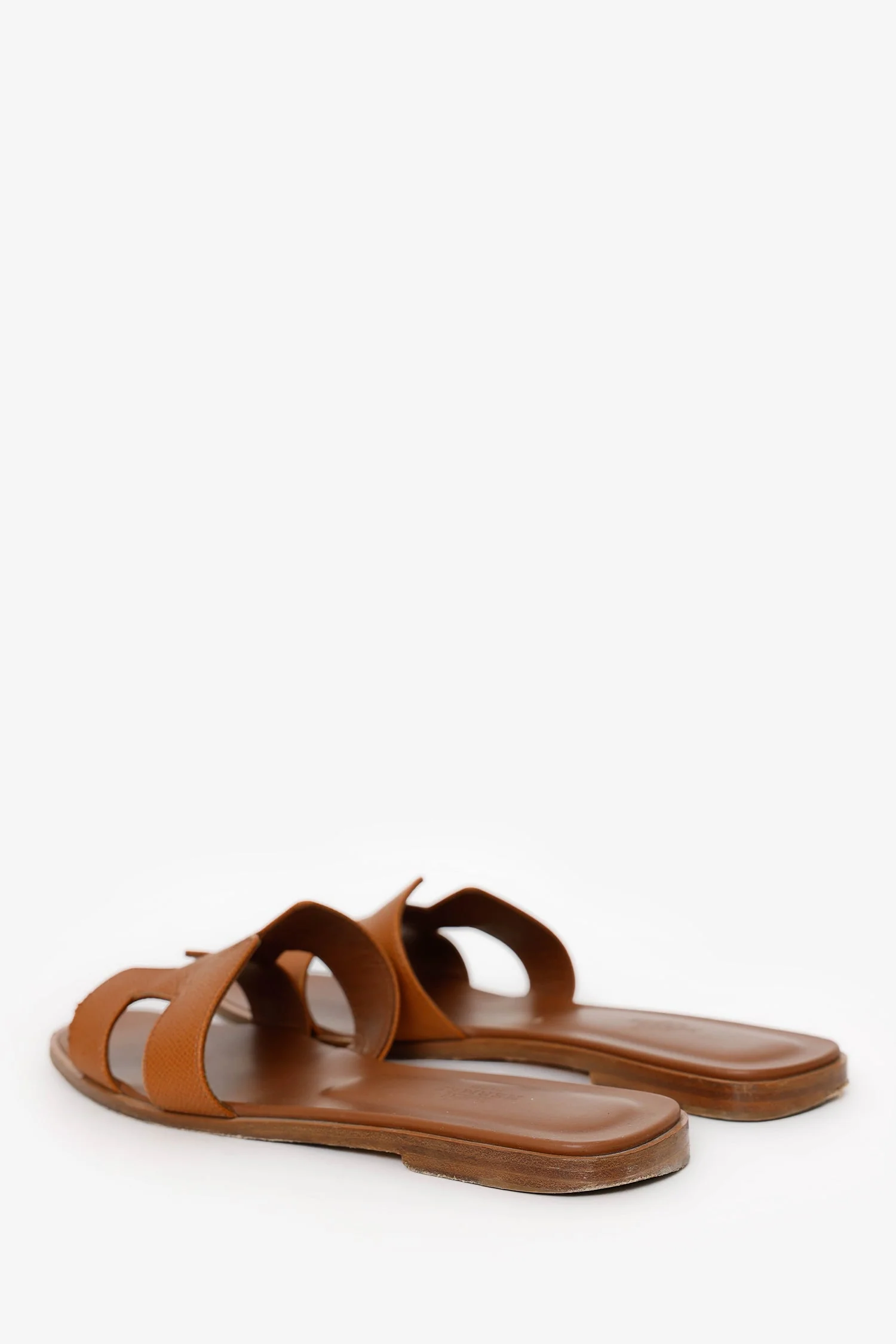 Hermès Gold Epsom Leather 'Oran' Sandals Size 39 - Image 5